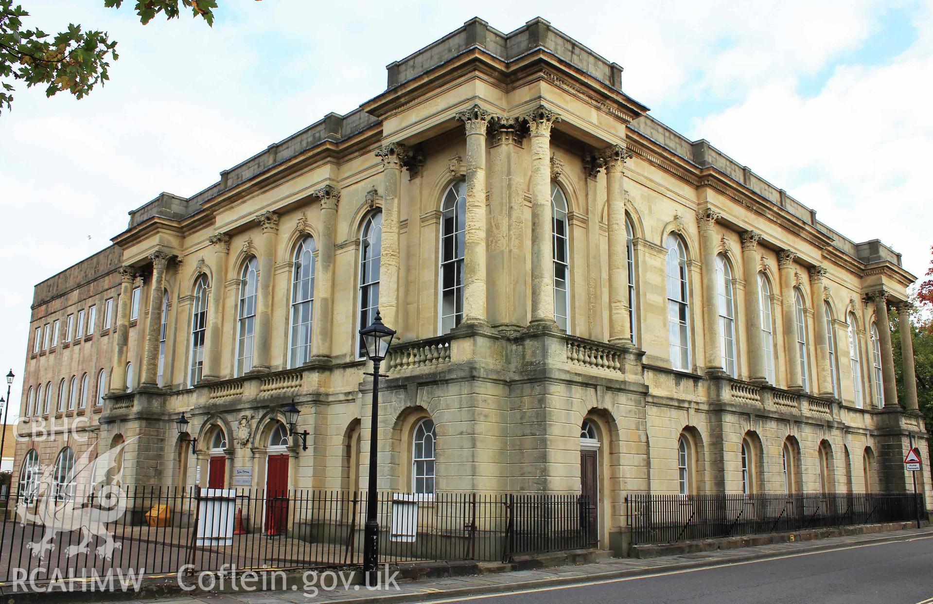 Former Swansea Town Hall (now Dylan Thomas Centre). South west corner Taken by Meilyr Powel.