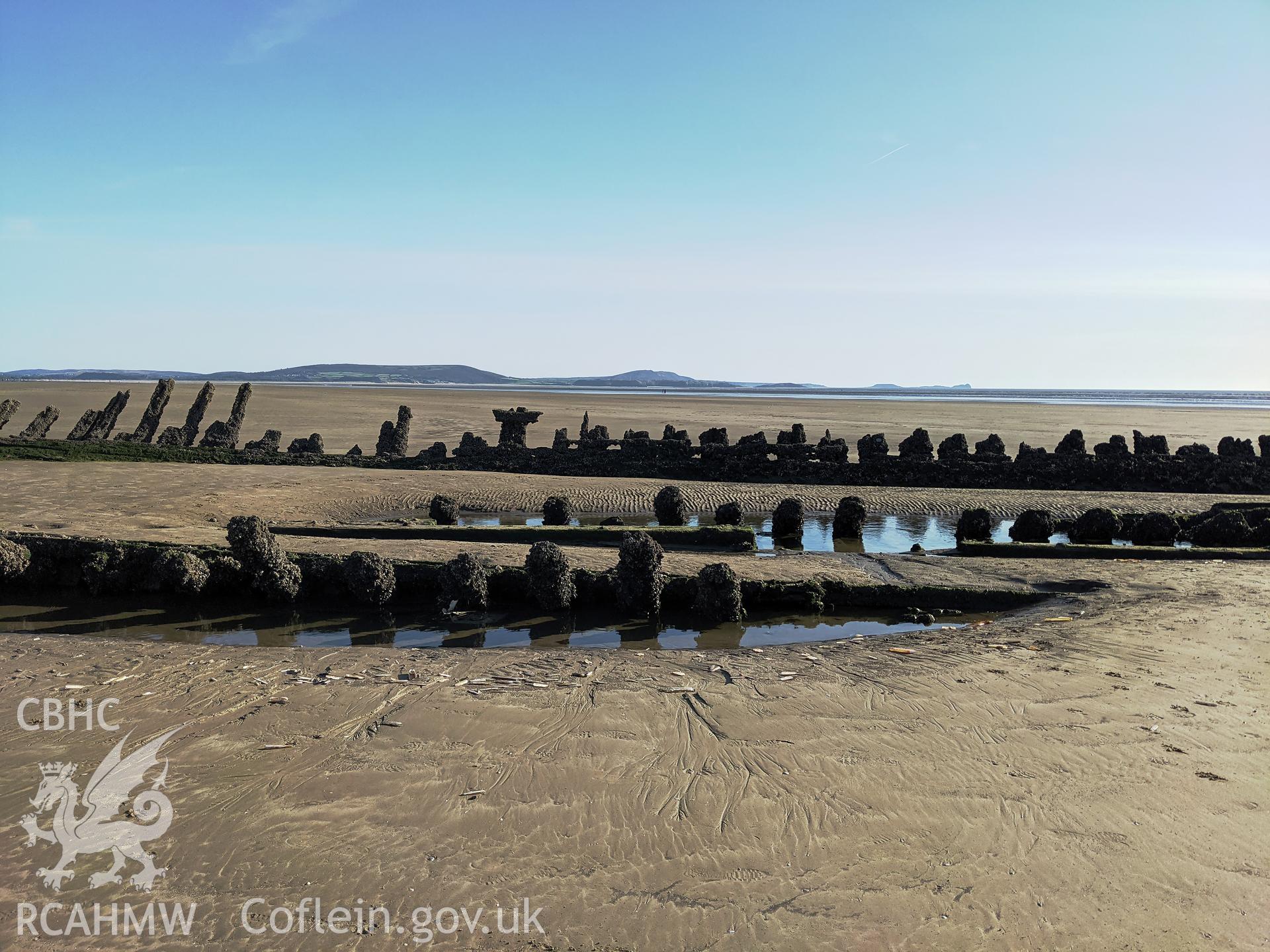 Unnamed wreck. Length shot Taken by Meilyr Powel.