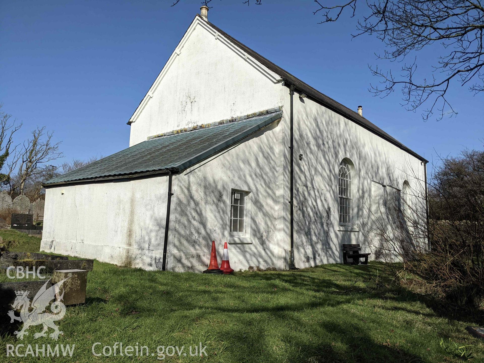 Gellionnen Unitarian Chapel south west corner. Two large arched windows on long wall Taken by Meilyr Powel.
