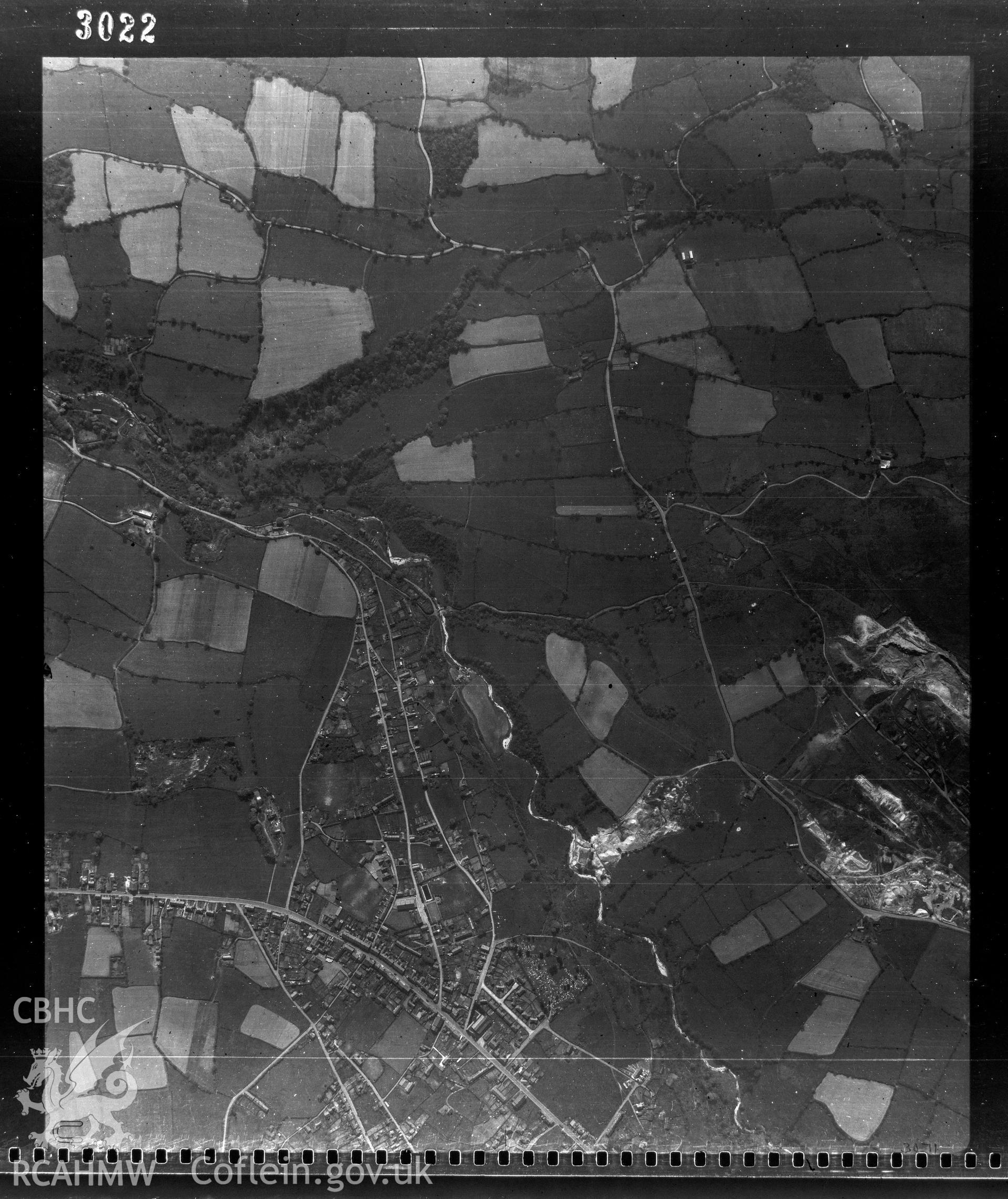 Digital copy of a black and white vertical aerial photograph taken by the RAF on 05/02/1946 centred on Coedpoeth.