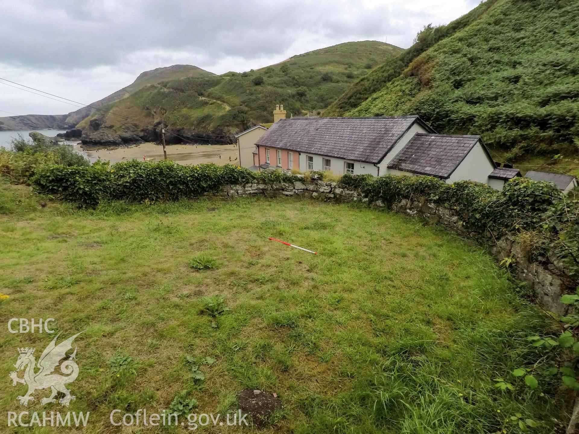 Llangrannog Limekiln. Infilled crucible and parapet wall looking northeast with scale. Taken 24 August 2022
