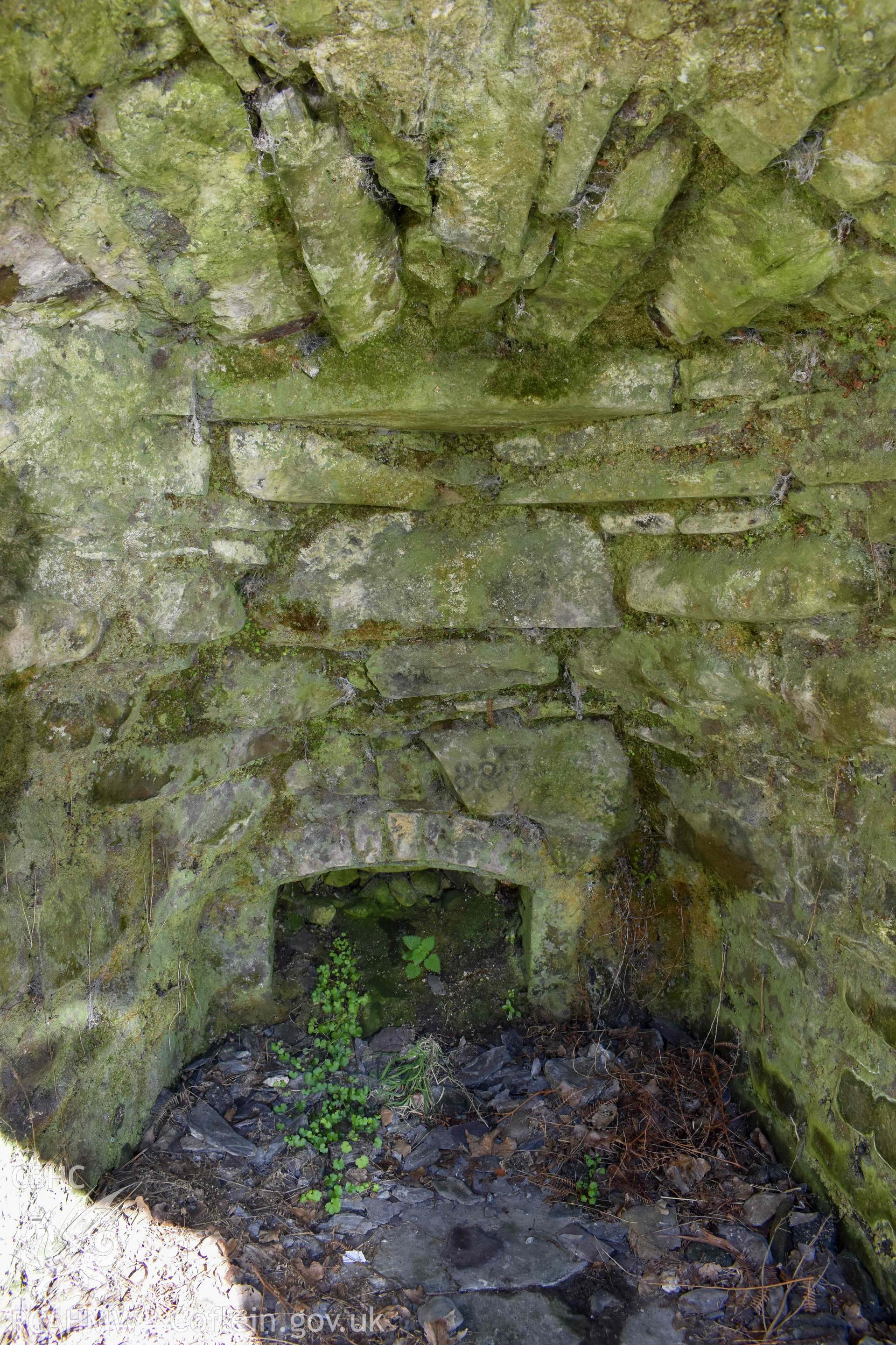 Llangrannog Limekiln. Detail of fireplace/draw-hole in Southwest kiln eye. Taken 20 September 2022