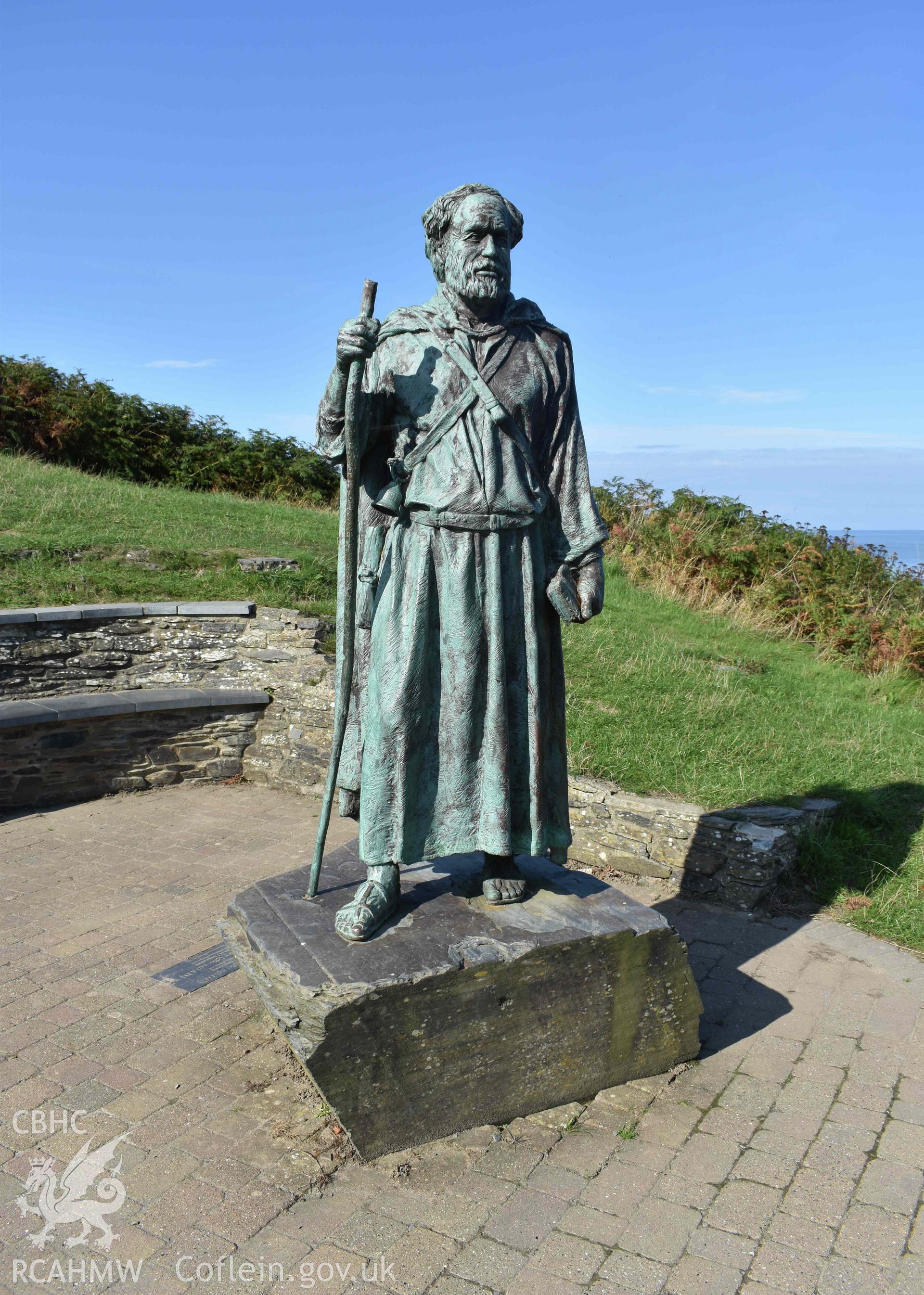 Statue of Saint Carannog. Looking southwest. Photo taken 20 September 2022.