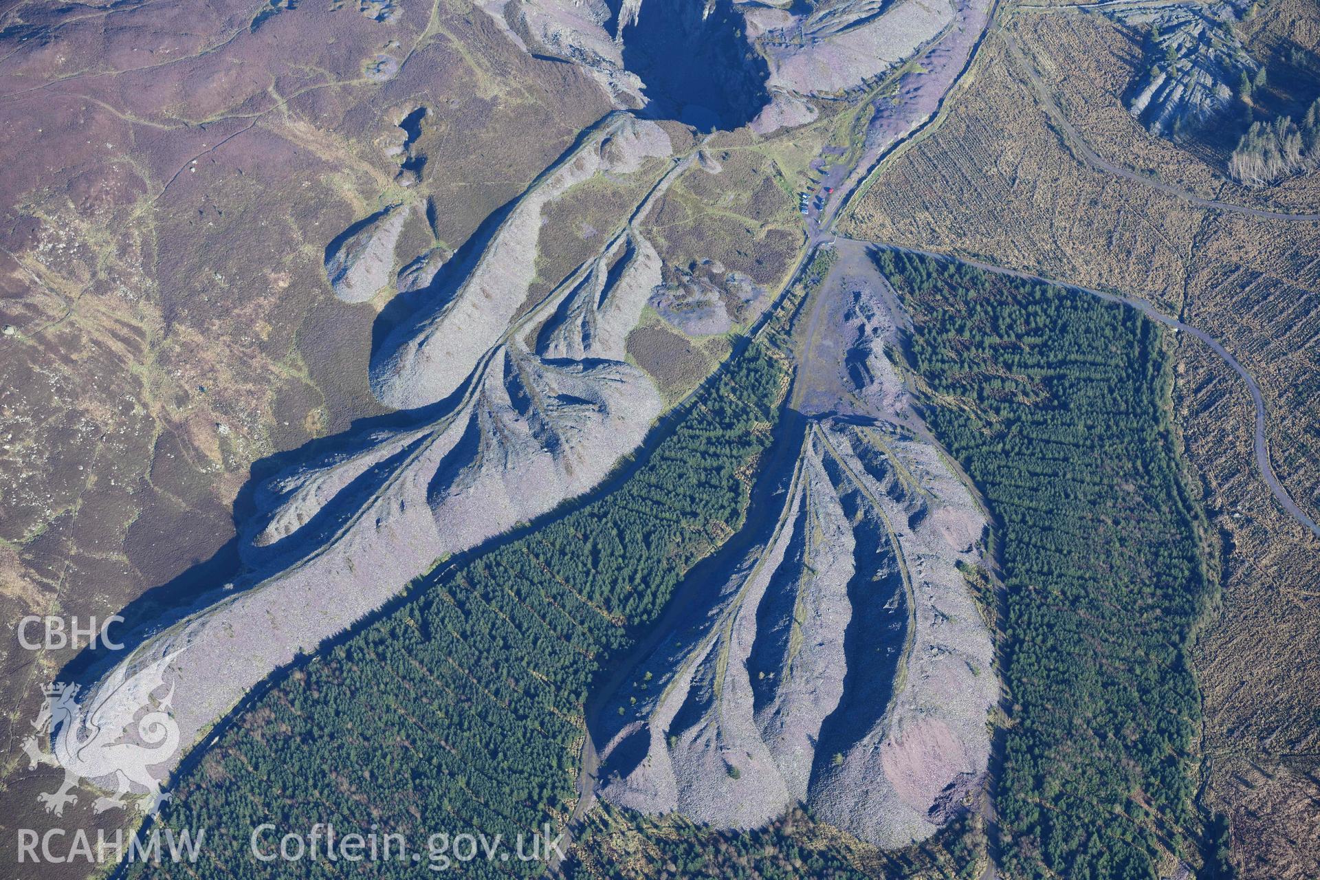 Oblique aerial photograph of Chwarel Fawr taken during the Royal Commission