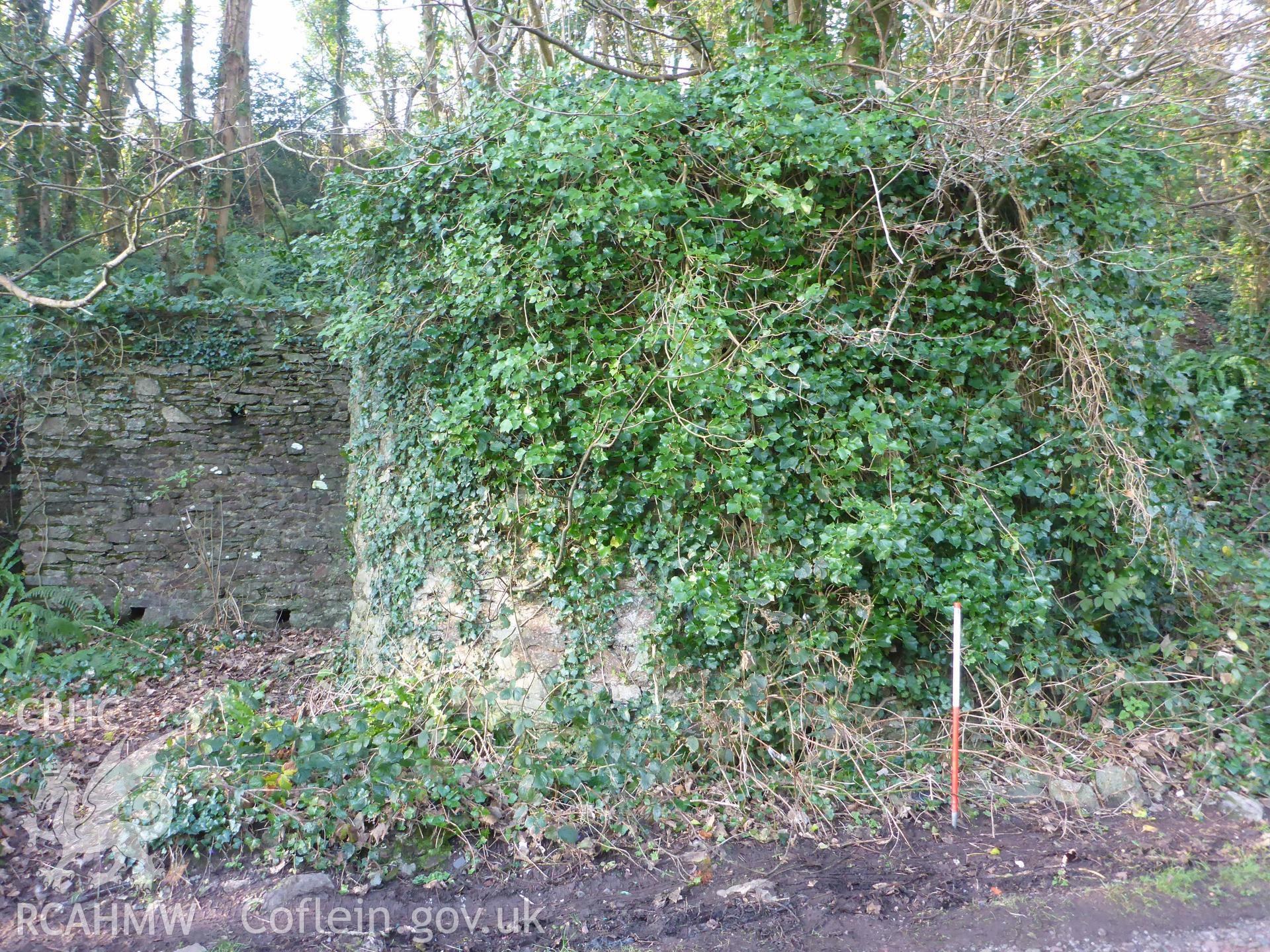 Castle Pill Lime Kiln, eastern elevation. Scale is 1m.