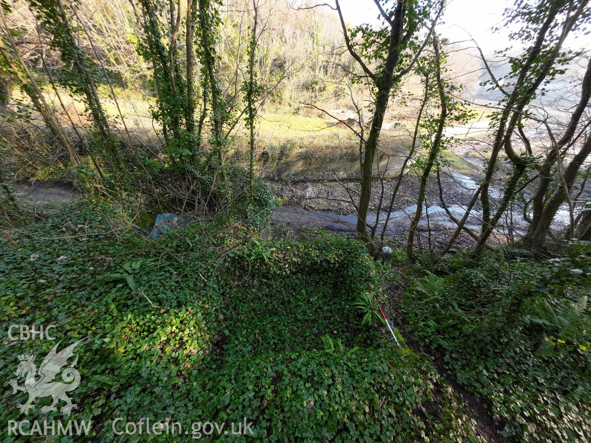 Castle Pill Lime Kiln, elevated view from the west, of the top of the lime kiln and adjacent foundations of the limeburner's hut. Scale is 1m.