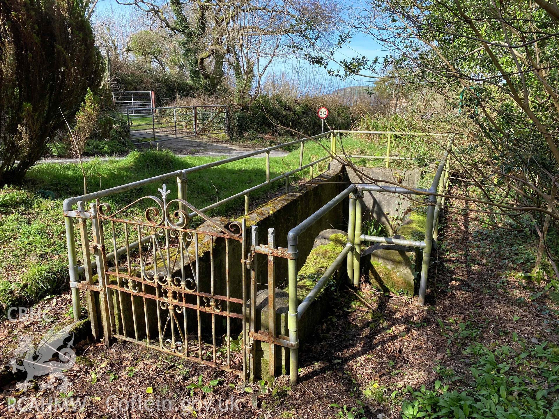Digital photograph of Newport baptistry. Produced by Paul Davis in 2020