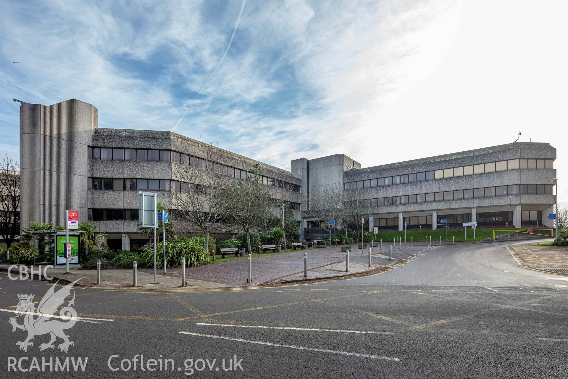 Digital colour photograph showing external view of Swansea Civic Centre taken by Derek Phillips for RCAHMW in 2022 - West Wing & North Wing.