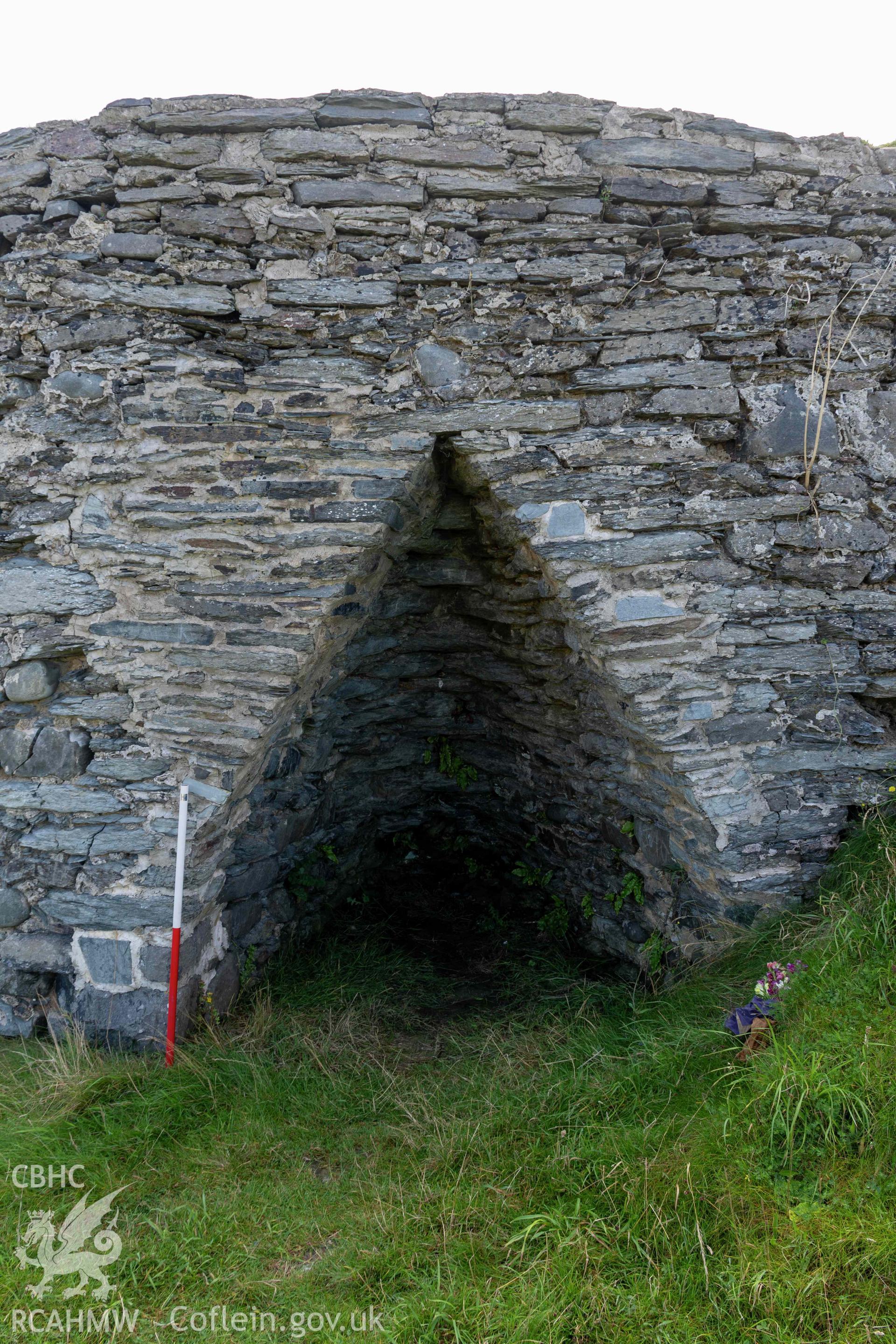Mwnt Limekiln. Kiln eye, north face (with scale).