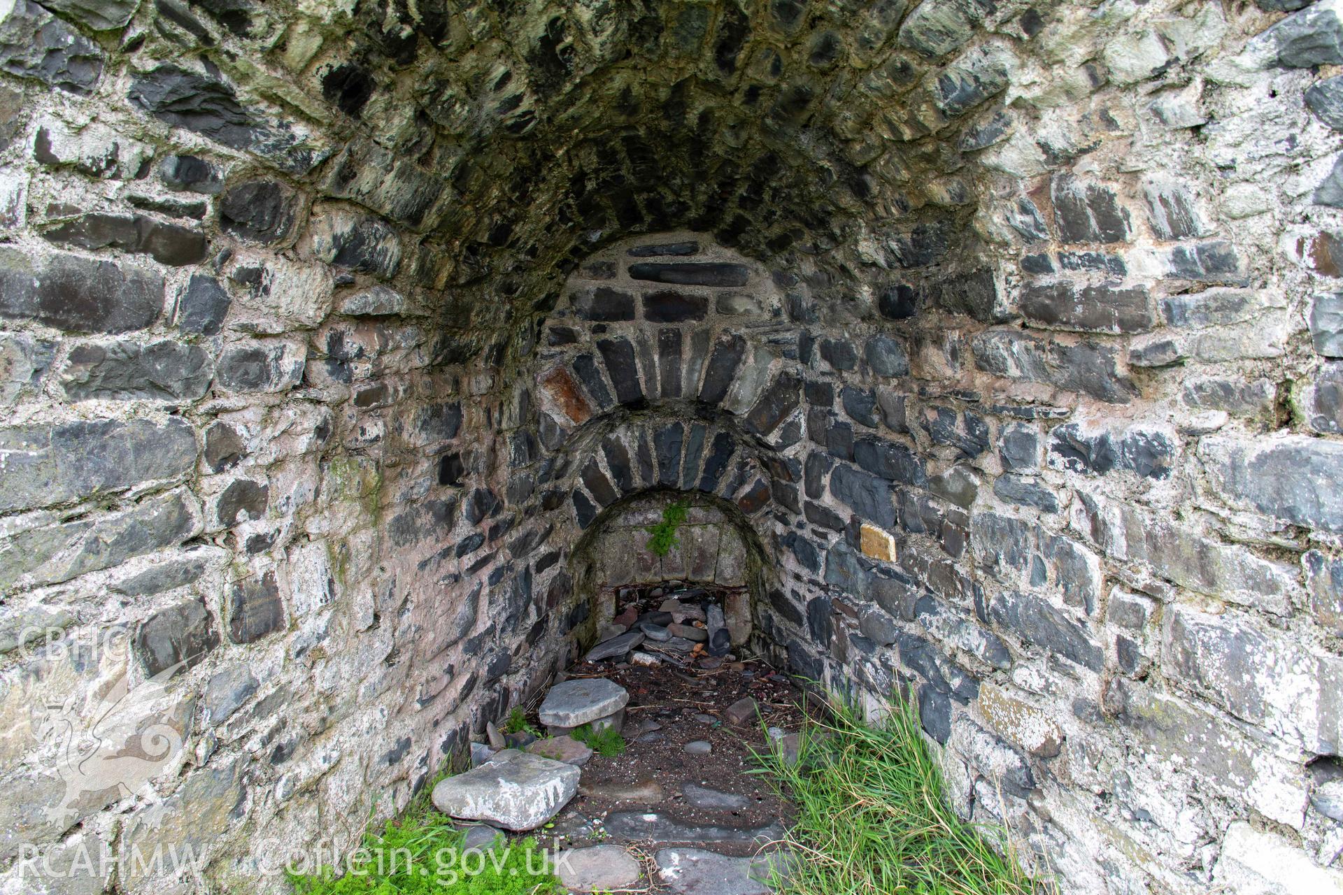 Wallog Limekiln. Draw-hole, south kiln-eye.