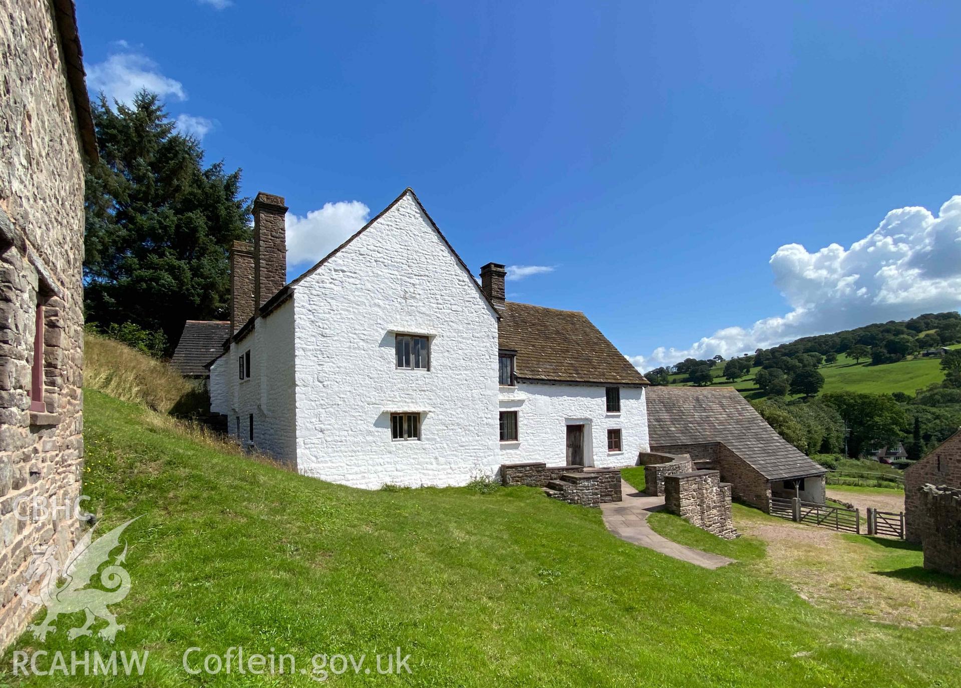 Digital photograph of Llwyn-Celyn Farmhouse, produced by Paul Davis in 2023