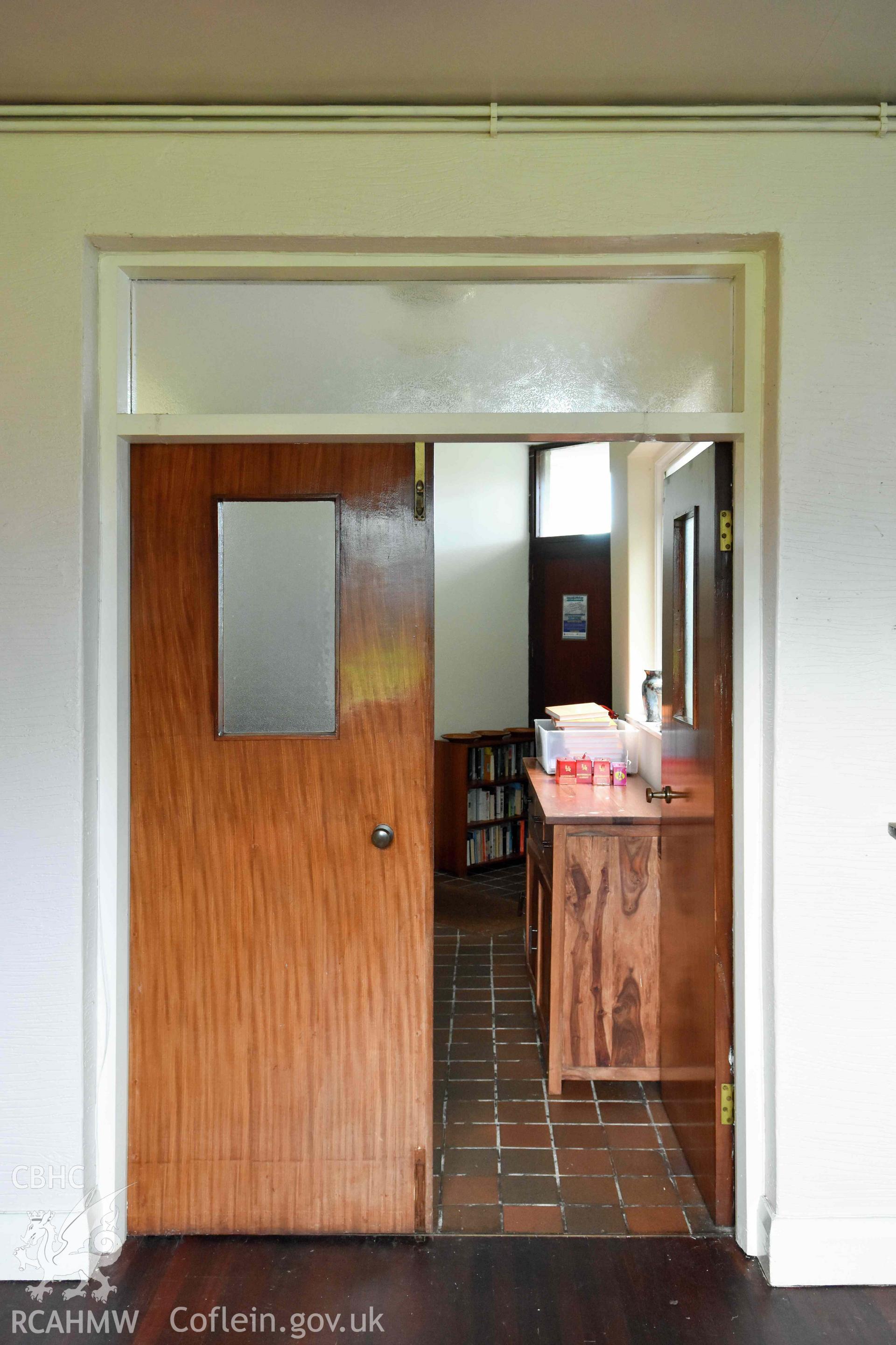 Entrance to kitchen