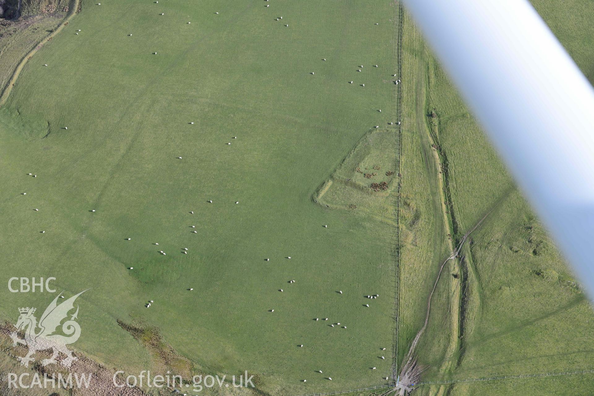 Cefn Goleu/Cwm Sidwal deserted rural settlement. Oblique aerial photograph taken during the Royal Commission’s programme of archaeological aerial reconnaissance by Toby Driver on 14 March 2022.