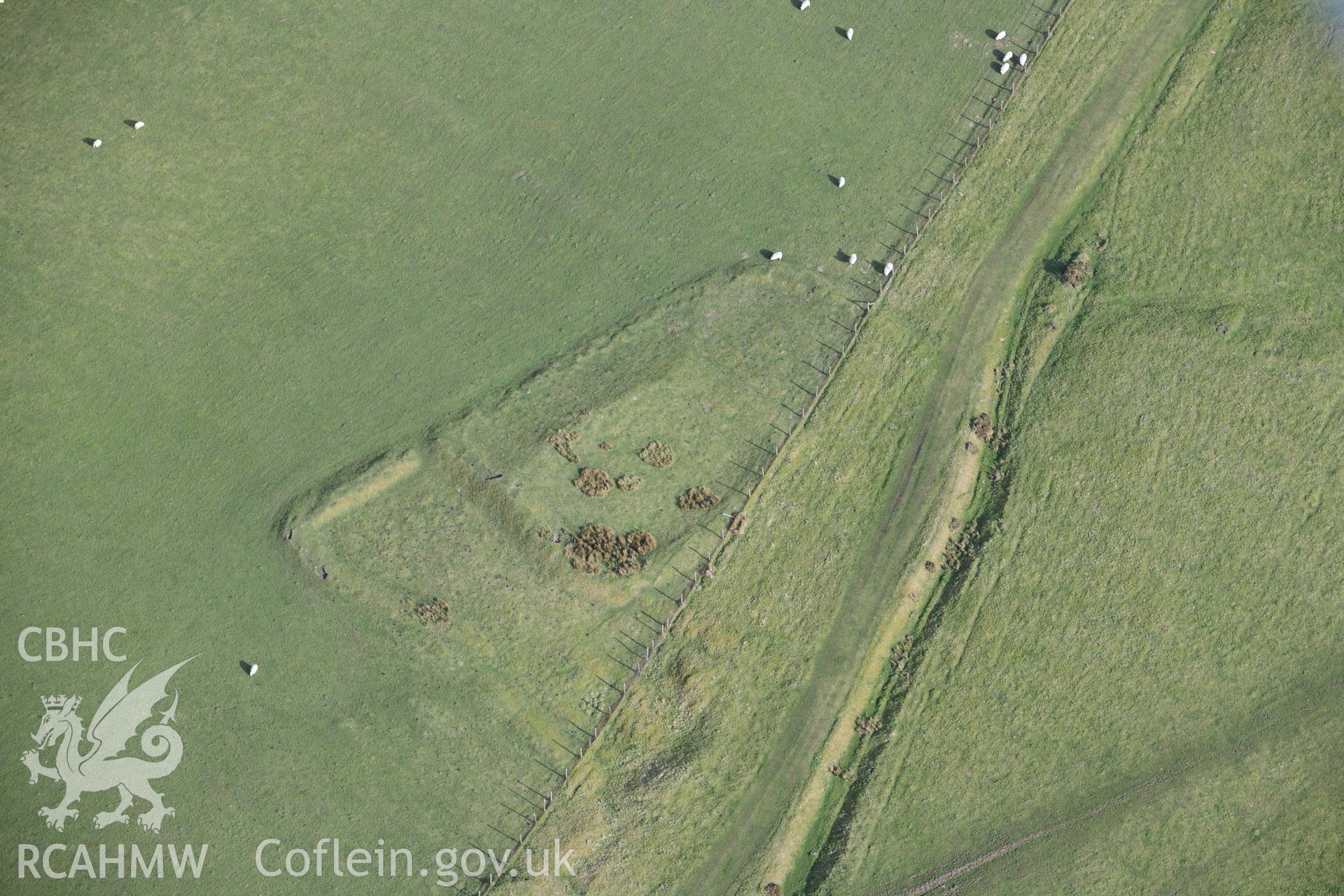Cefn Goleu/Cwm Sidwal deserted rural settlement. Oblique aerial photograph taken during the Royal Commission’s programme of archaeological aerial reconnaissance by Toby Driver on 14 March 2022.