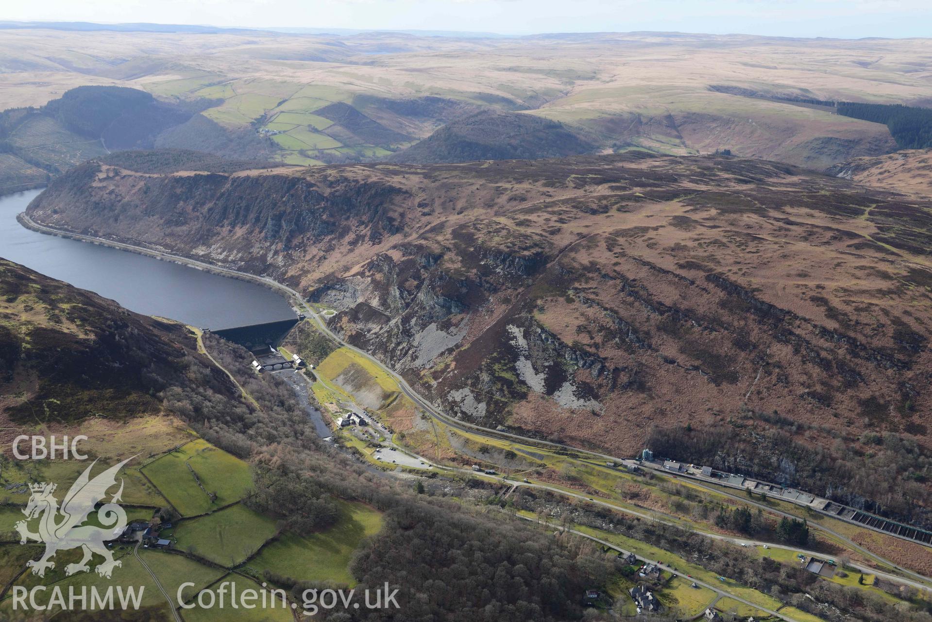 Caban Coch dam. Oblique aerial photograph taken during the Royal Commission’s programme of archaeological aerial reconnaissance by Toby Driver on 14 March 2022.