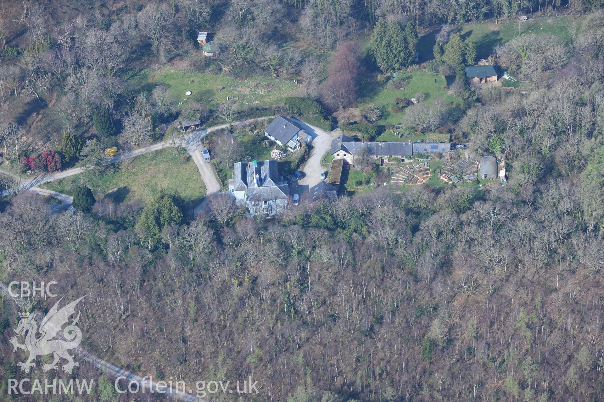 Lodge Park House. Oblique aerial photographs taken during the Royal Commission’s programme of archaeological aerial reconnaissance by Toby Driver on 25 March 2022.