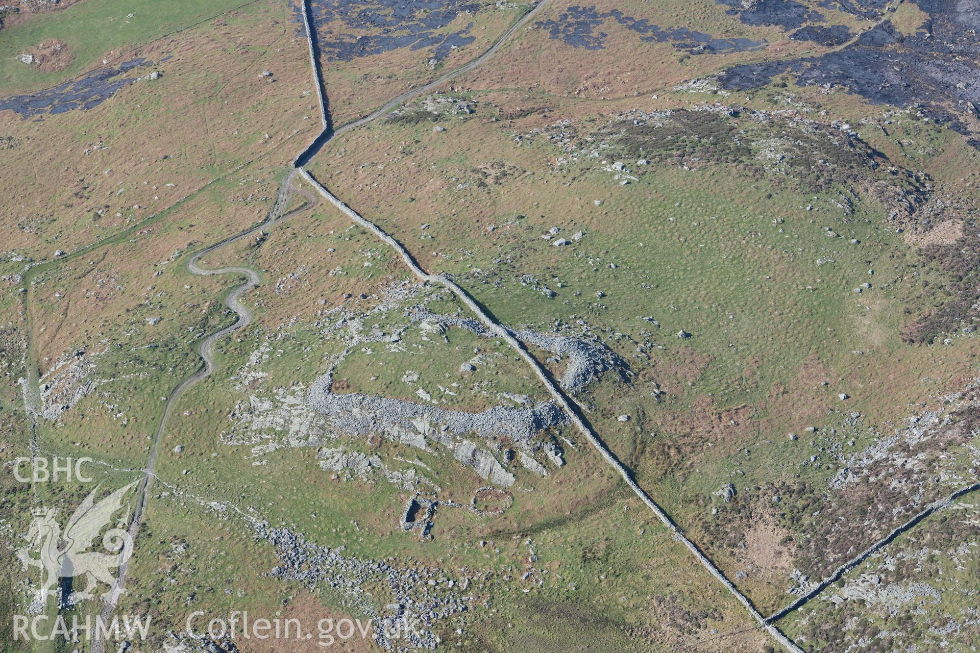 Castell Llanaber or Ffrodd Fechan Fort. Oblique aerial photographs taken during the Royal Commission’s programme of archaeological aerial reconnaissance by Toby Driver on 25 March 2022.
