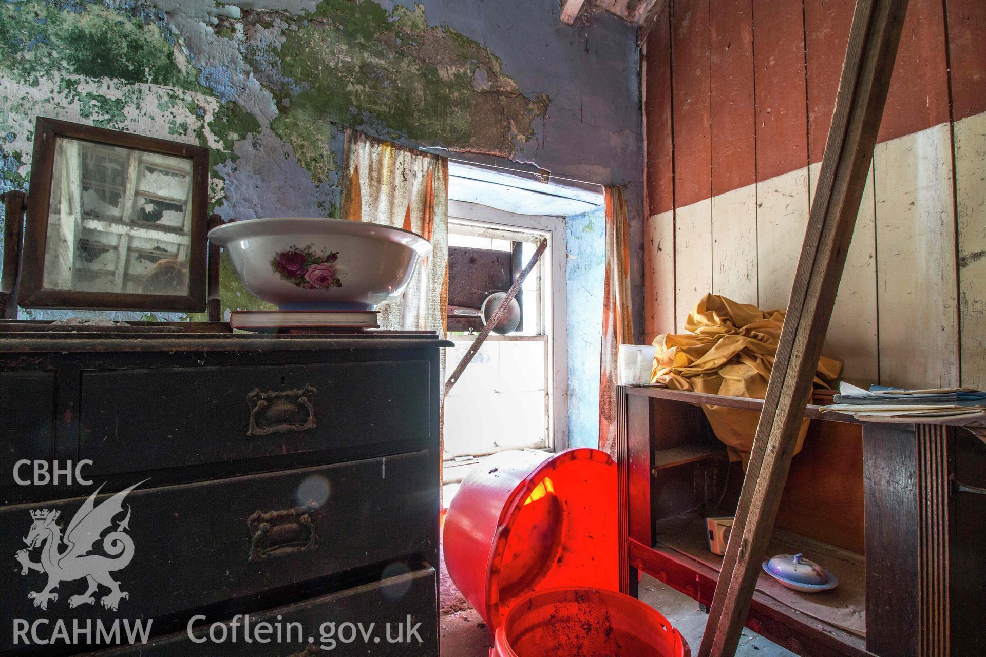 Llawrcwmbach interior: bedroom