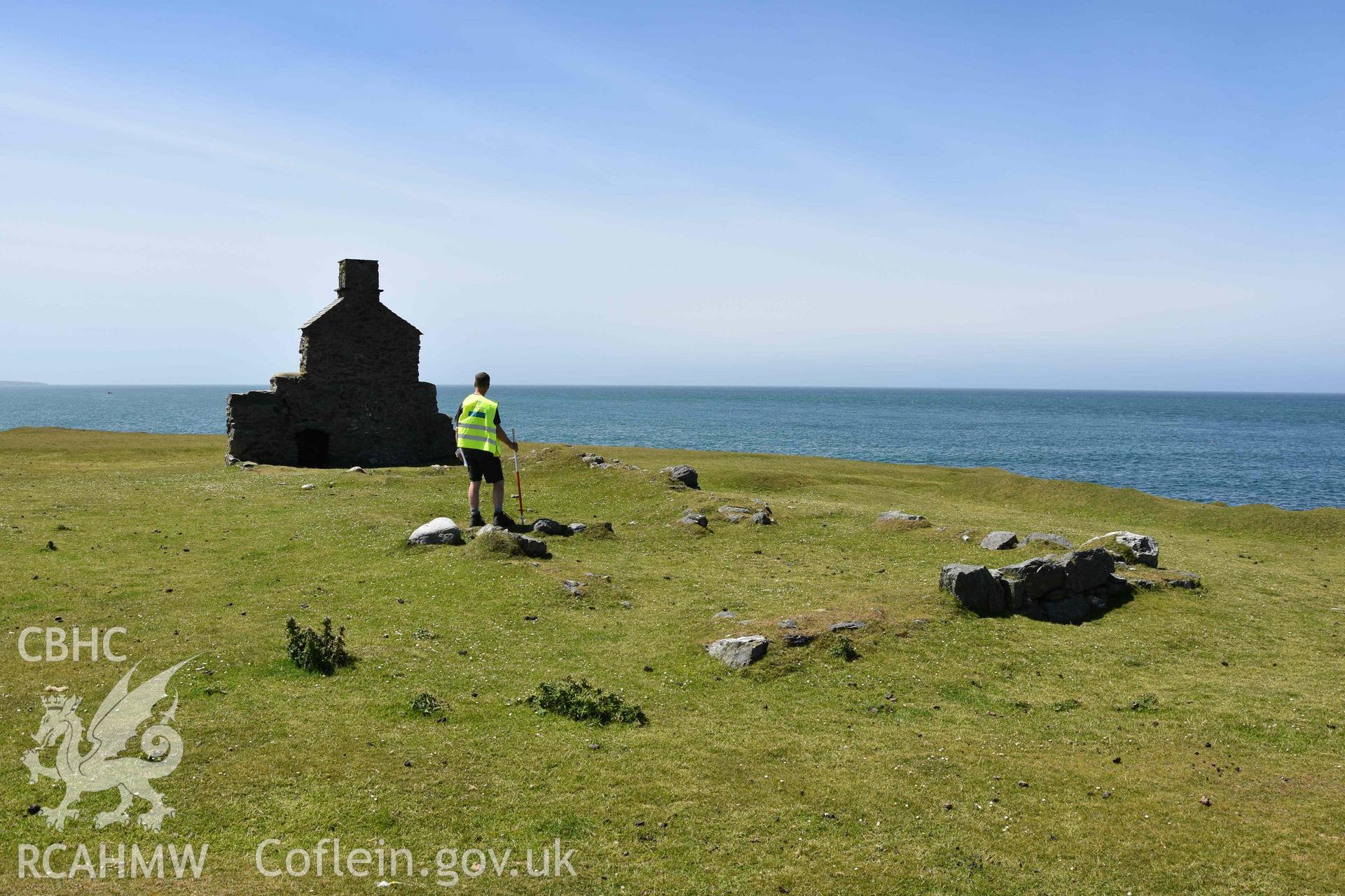 Custom Officer’s House, Porth Ysgaden. View from the northeast. Photographed by Louise Barker of RCAHMW, 9th June 2017. Produced with EU funds through the Ireland Wales Co-operation Programme 2014-2023. All material made freely available through the Open Government Licence.