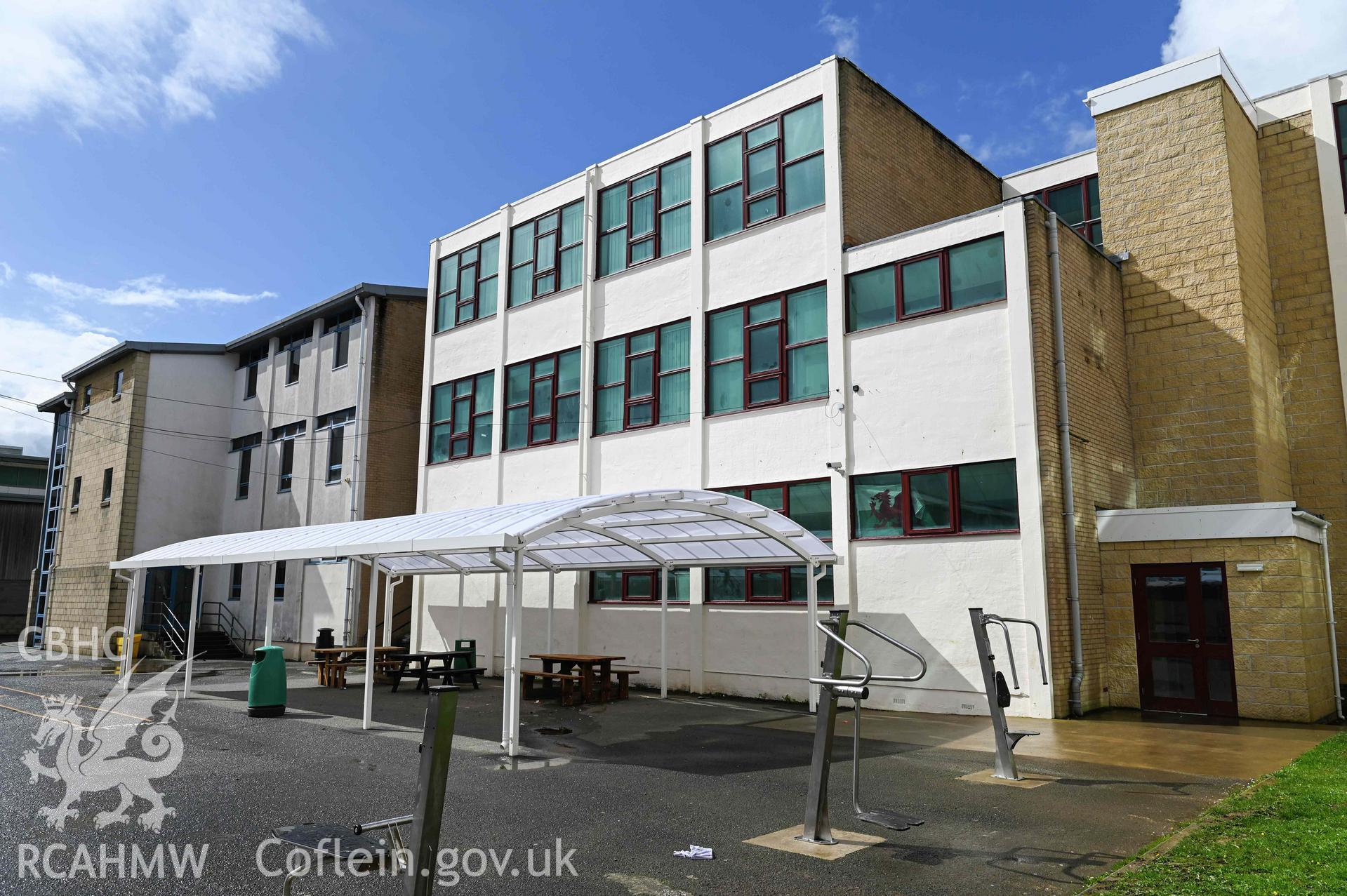 Rear of west wing, from inner courtyard. Canopy. Ysgol David Hughes