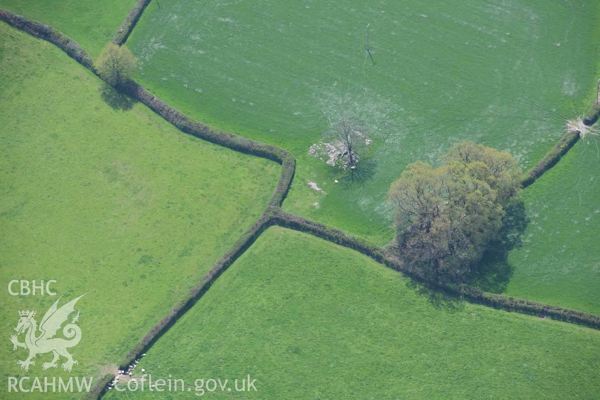 Llys Brychan Roman villa; detail of outcrop to the east of the villa. Oblique aerial photograph taken during the Royal Commission's programme of archaeological aerial reconnaissance by Toby Driver on 29 April 2022.