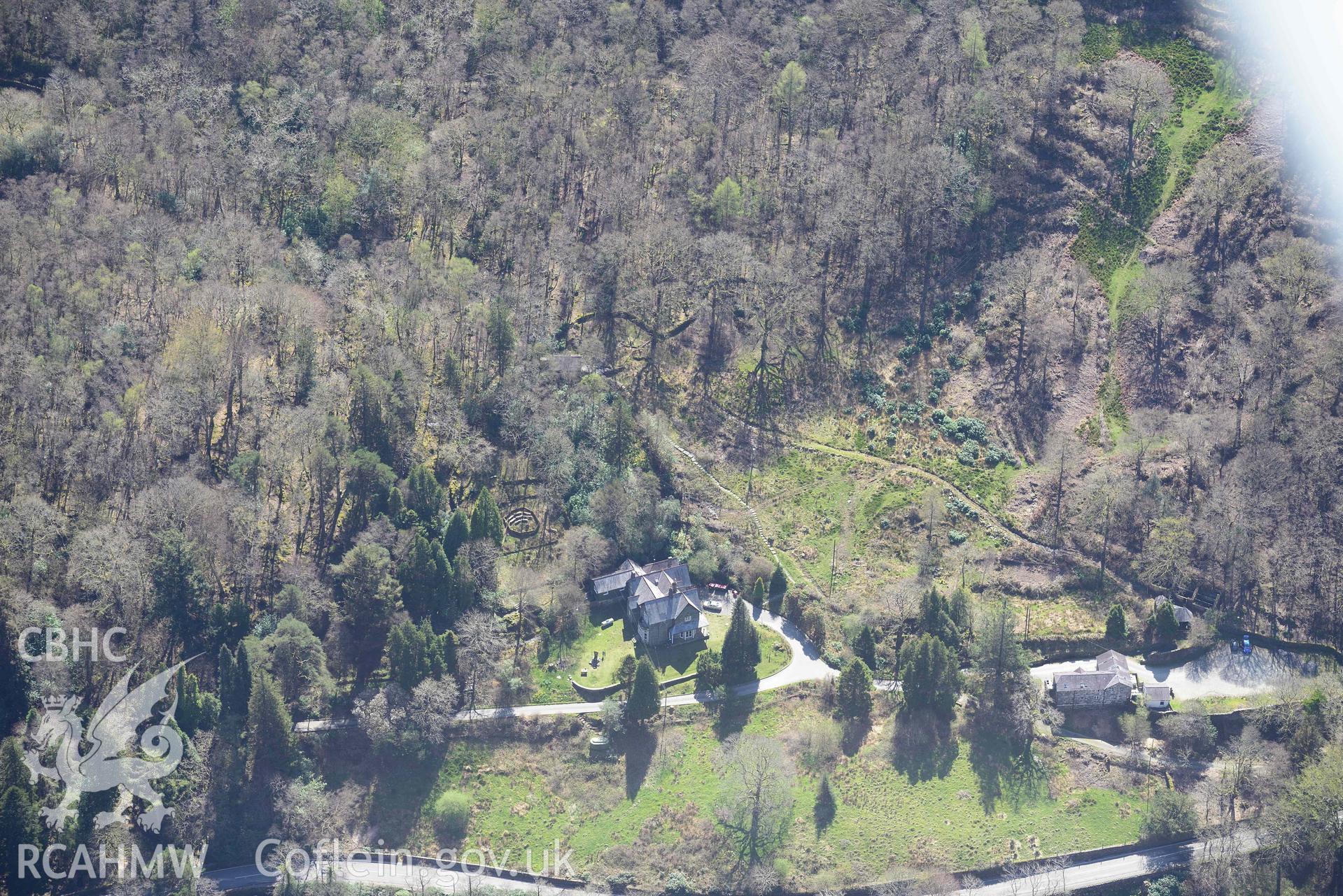 Bryn Gwynant, house and garden. Oblique aerial photograph taken during the Royal Commission’s programme of archaeological aerial reconnaissance by Toby Driver on 20 April 2018.