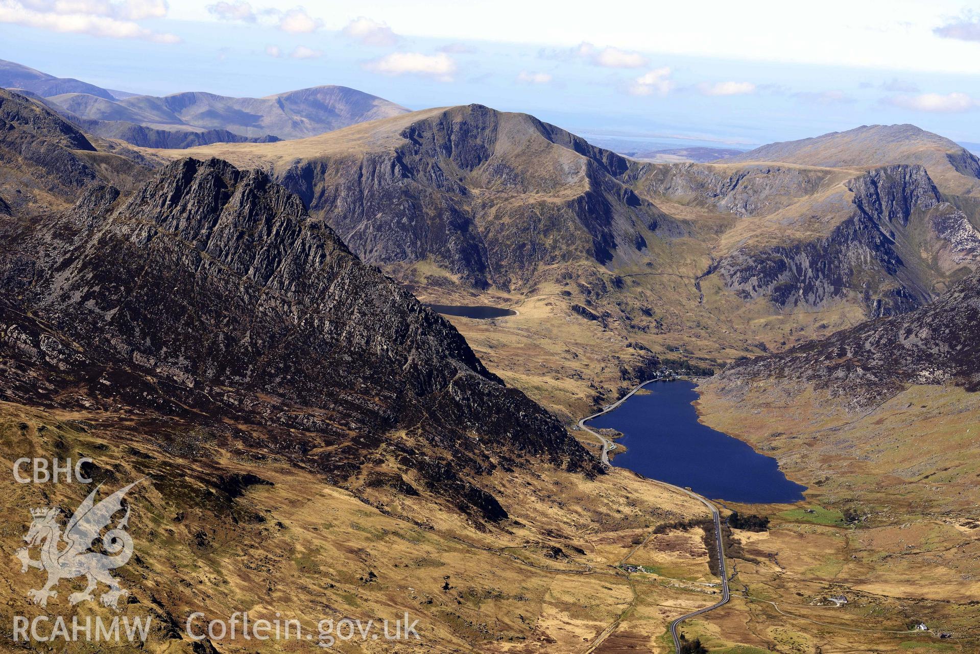 Tryfan and Llyn Ogwen, landscape from east. Oblique aerial photograph taken during the Royal Commission’s programme of archaeological aerial reconnaissance by Toby Driver on 20 April 2018.