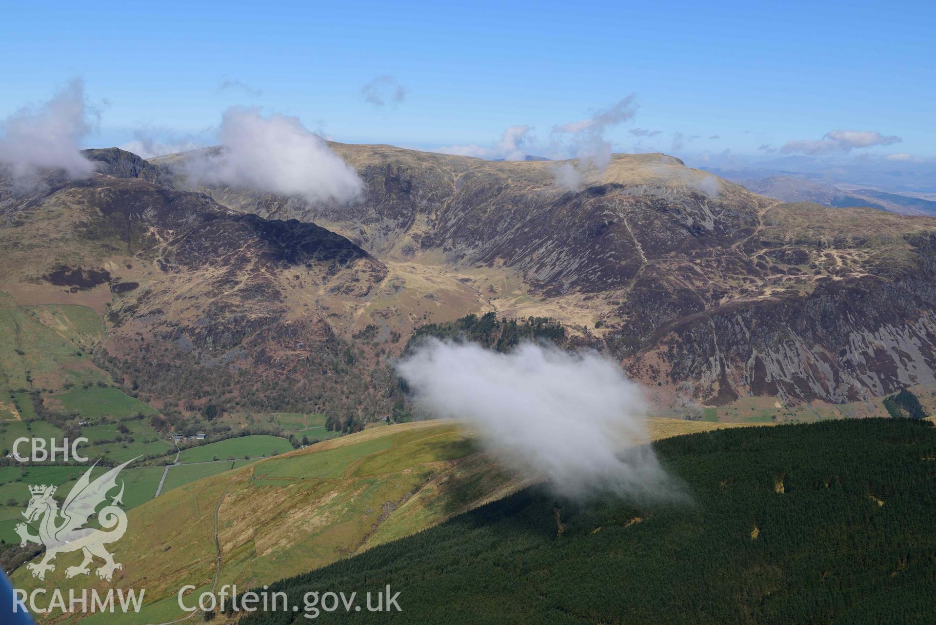 Cader Idris landscape, south-east flanks of Ystrad-gwyn from south-east. Oblique aerial photograph taken during the Royal Commission’s programme of archaeological aerial reconnaissance by Toby Driver on 20 April 2018.