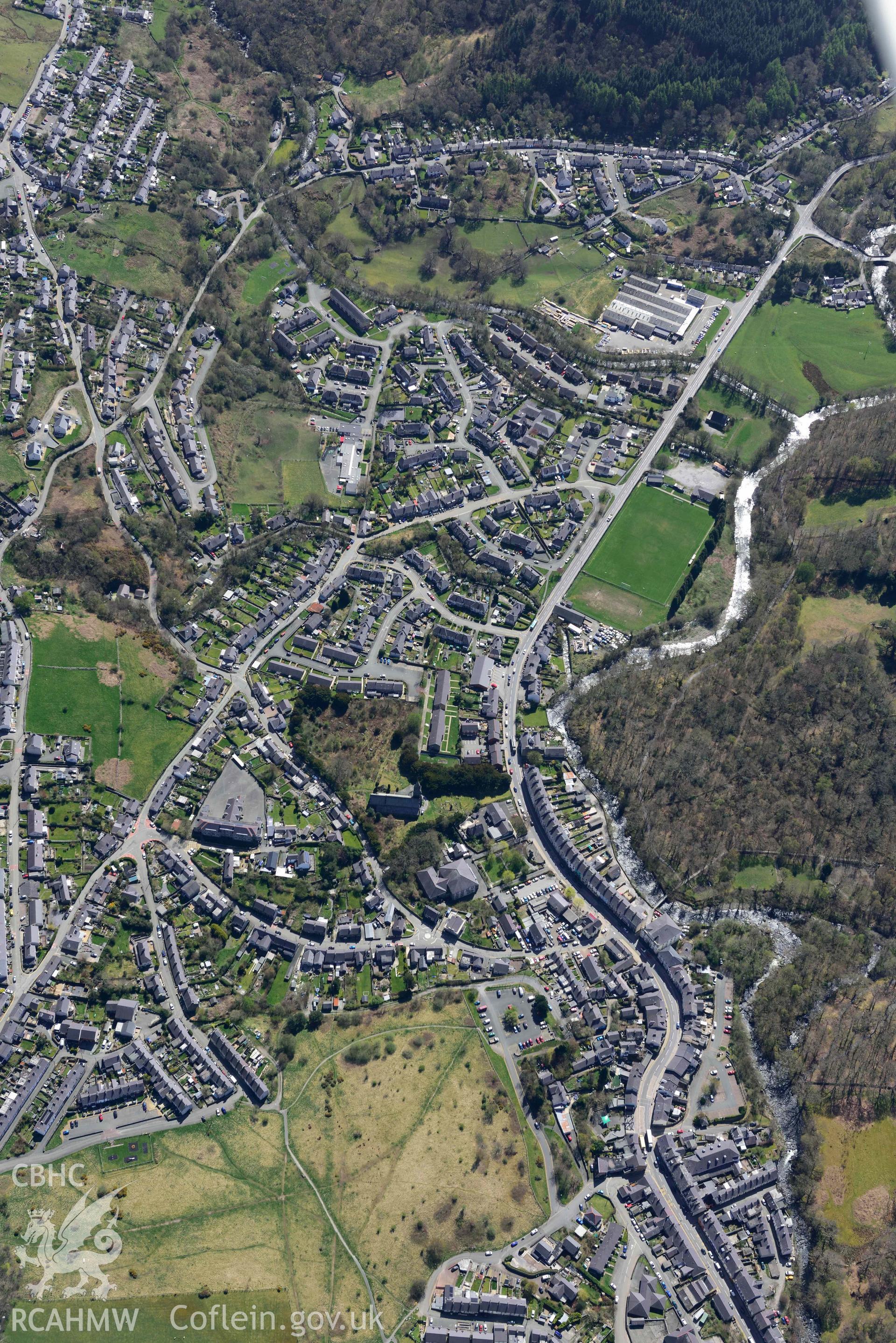 Bethesda Town, view from the north. Oblique aerial photograph taken during the Royal Commission’s programme of archaeological aerial reconnaissance by Toby Driver on 20 April 2018.