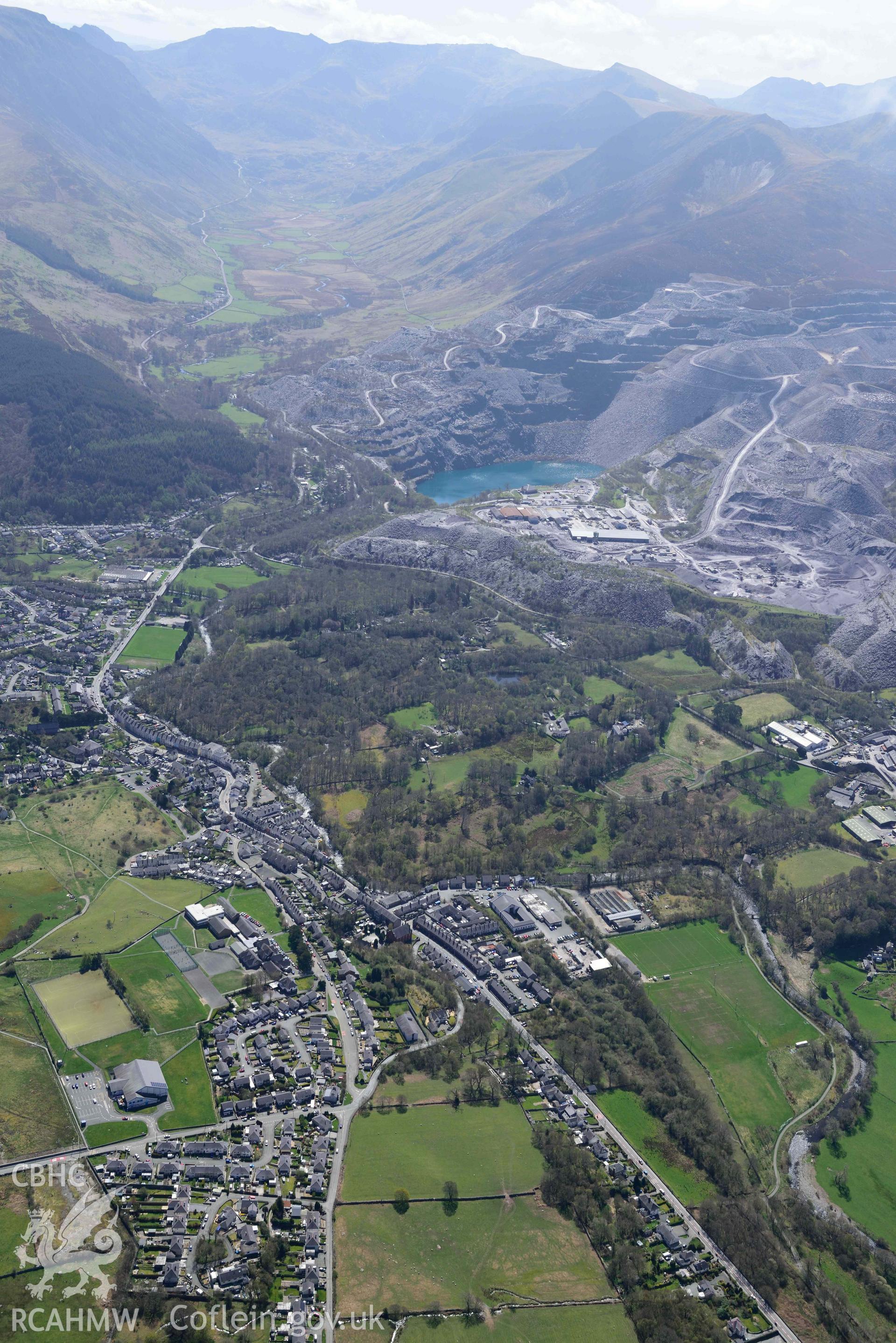 Bethesda Town, view from north towards Ogwen pass. Oblique aerial photograph taken during the Royal Commission’s programme of archaeological aerial reconnaissance by Toby Driver on 20 April 2018.