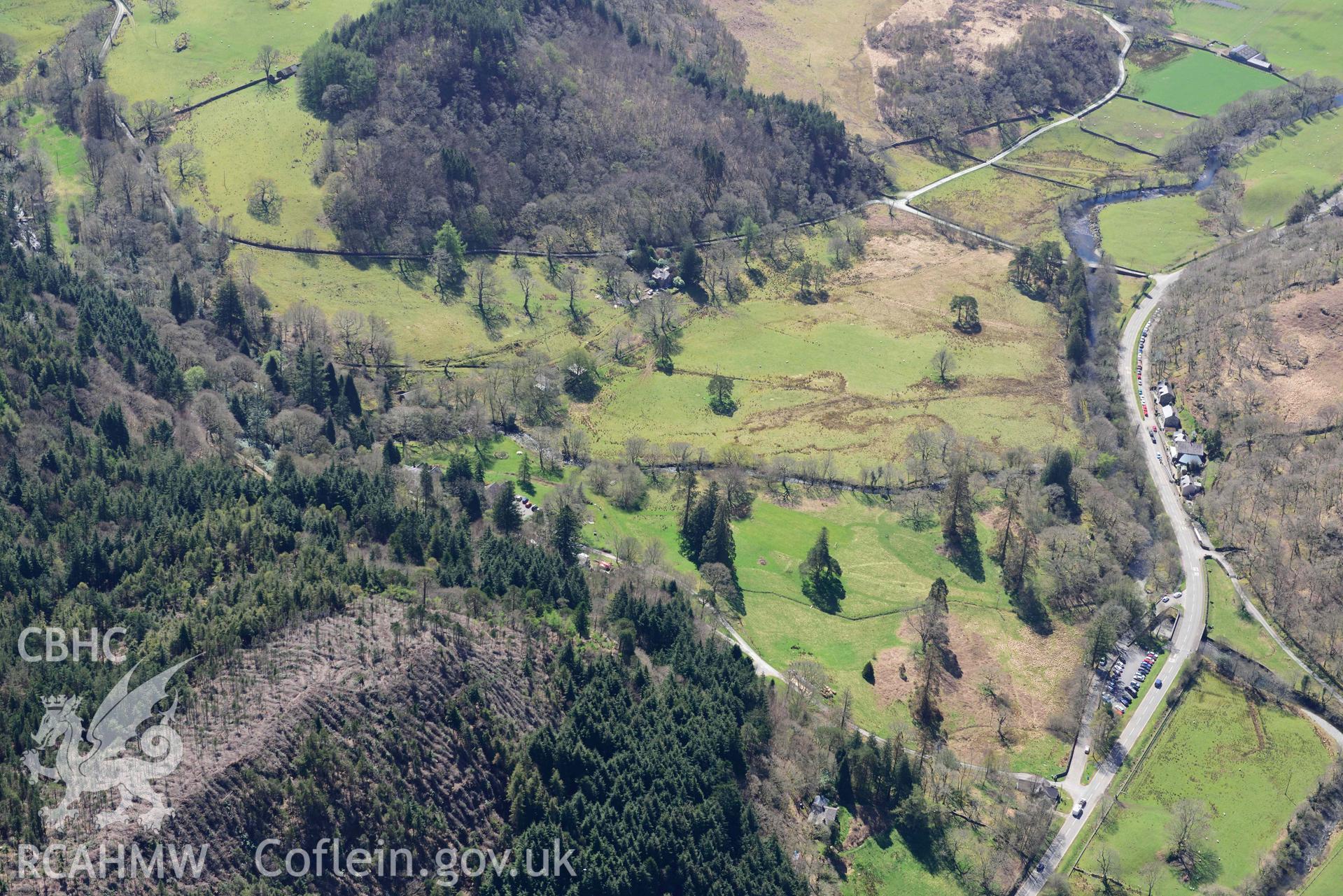 Plas Gwynant Park, view from north. Oblique aerial photograph taken during the Royal Commission’s programme of archaeological aerial reconnaissance by Toby Driver on 20 April 2018.