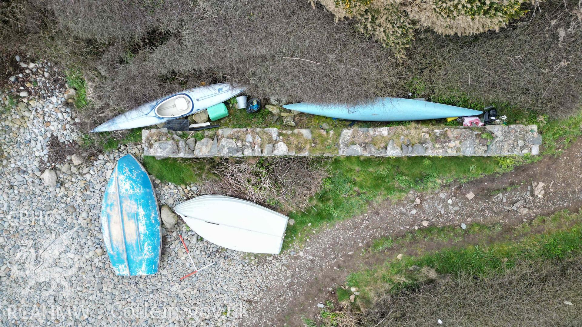 Overhead view of the ruined boathouse at Aber Bach on 02/04/2024. North is to the top of the image, scales are 1m. Produced by Julian Whitewright of the RCAHMW Survey Team.