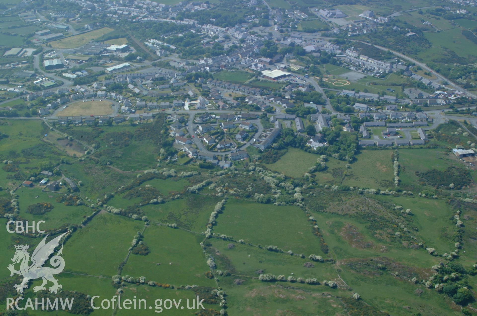 RCAHMW colour oblique aerial photograph of Amlwch. Taken on 26 May 2004 by Toby Driver