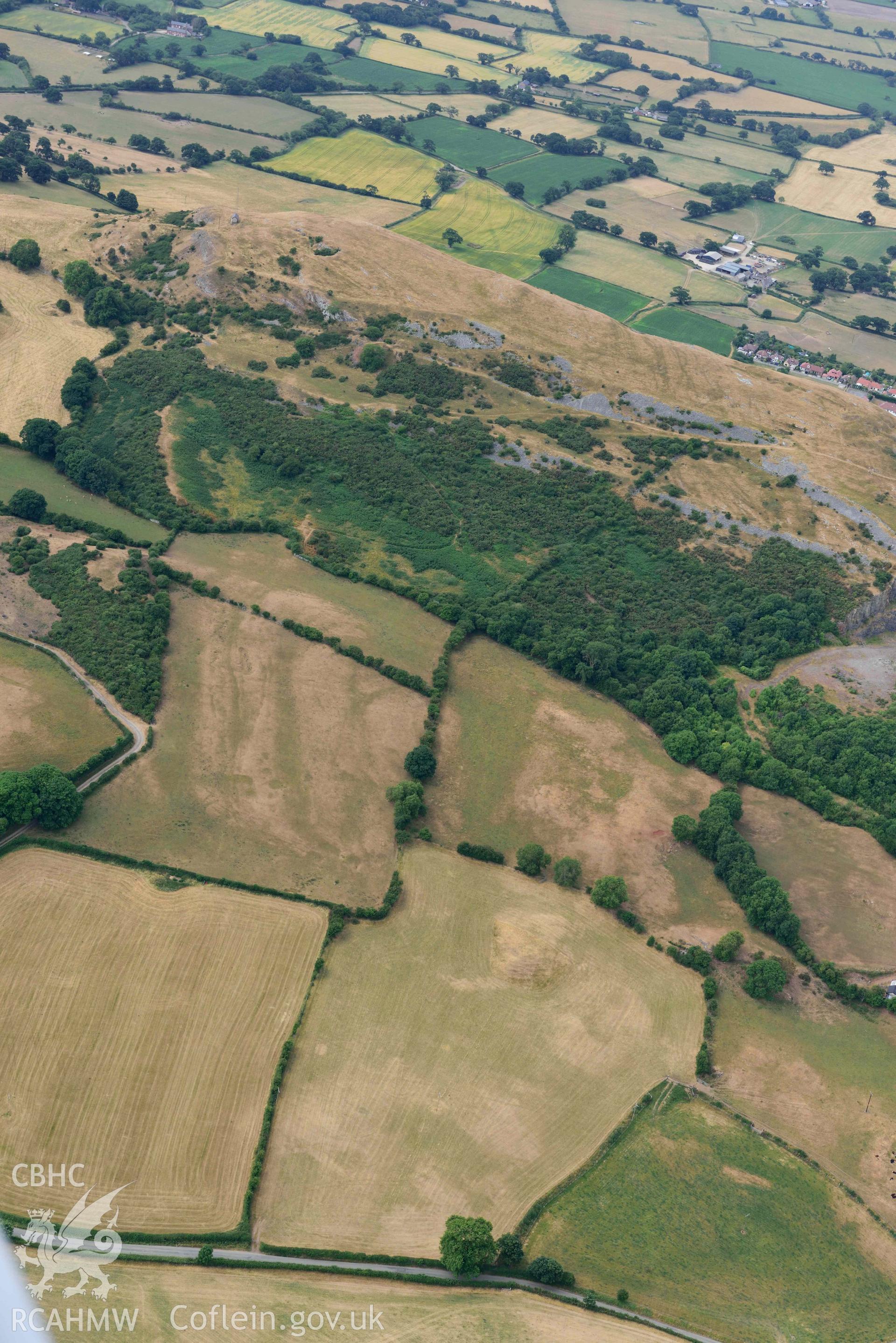 Moel Hiraddug. Oblique aerial photograph taken during the Royal Commission’s programme of archaeological aerial reconnaissance by Toby Driver on 10 July 2018.