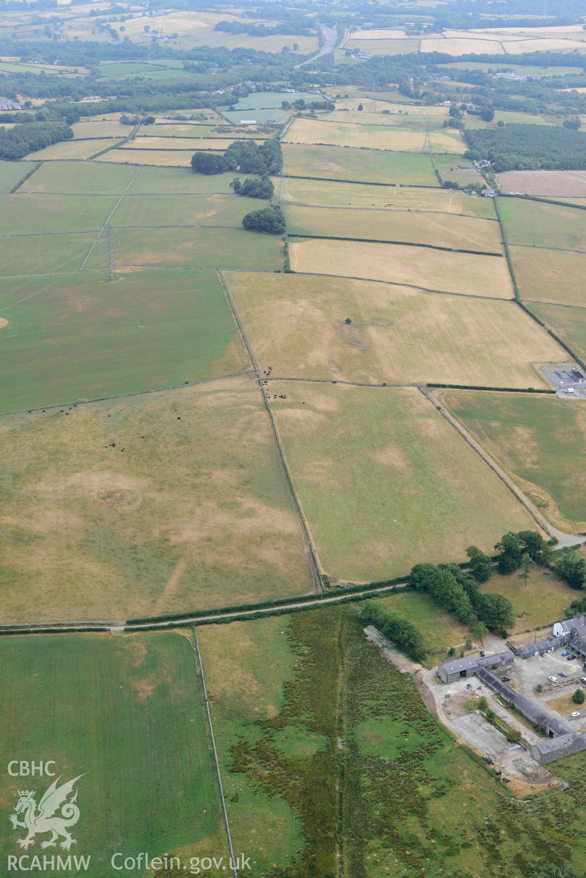 Ty'n Llwyn Roman Road. Oblique aerial photograph taken during the Royal Commission’s programme of archaeological aerial reconnaissance by Toby Driver on 10 July 2018.