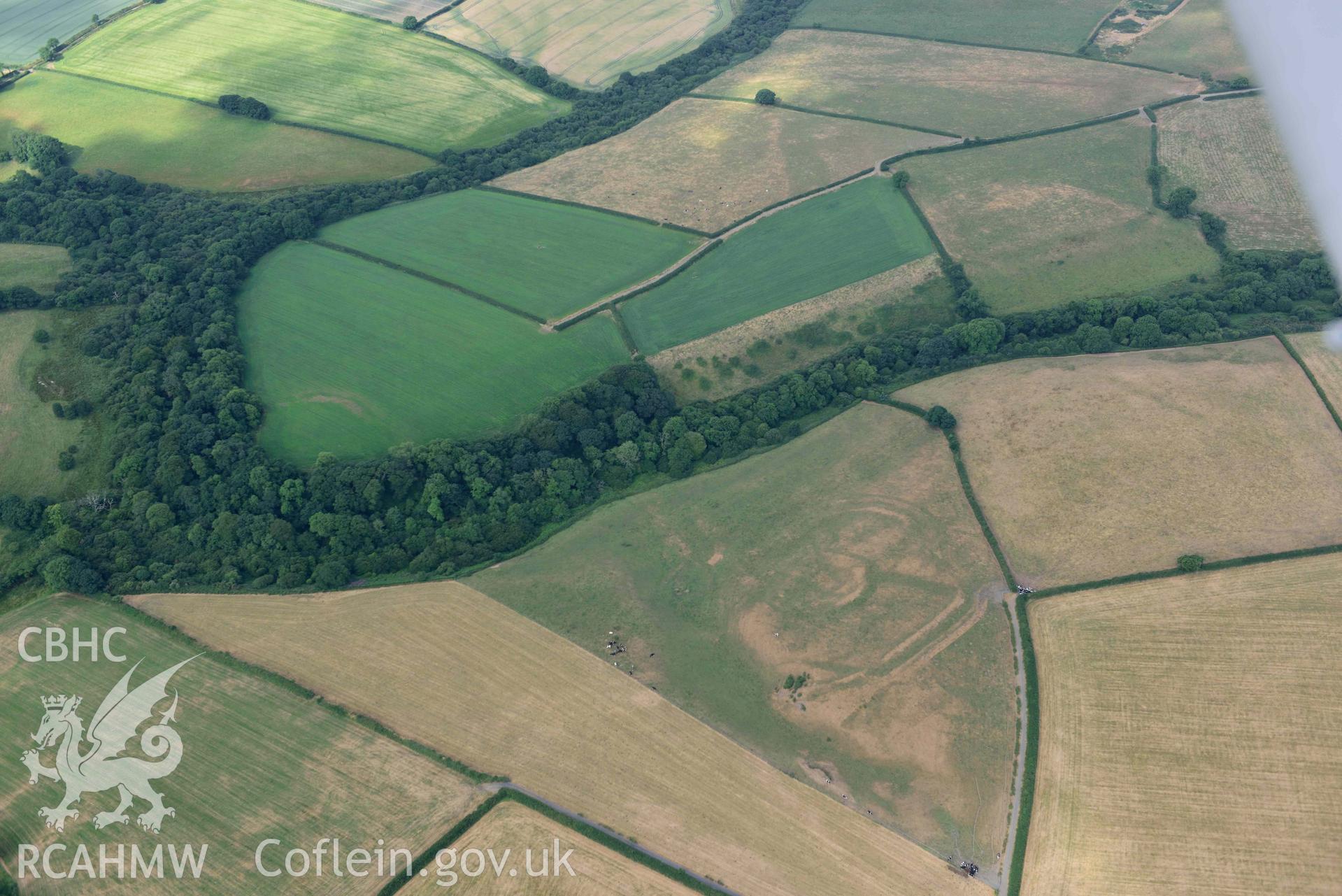 West Rath Walton East and Penty Parc Rath. Oblique aerial photograph taken during the Royal Commission’s programme of archaeological aerial reconnaissance by Toby Driver on 10 July 2018.