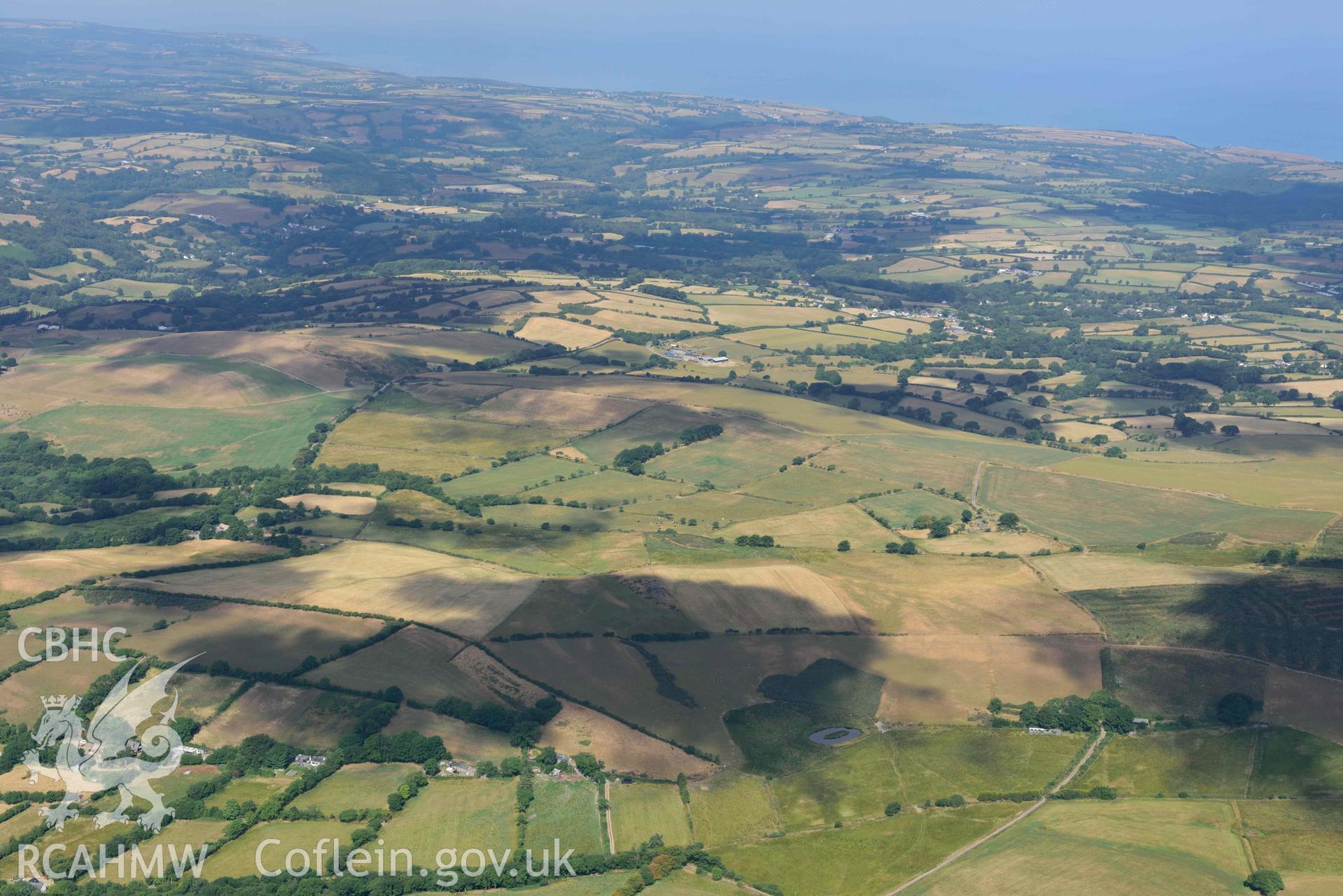 Castell Perthi Mawr. Oblique aerial photograph taken during the Royal Commission