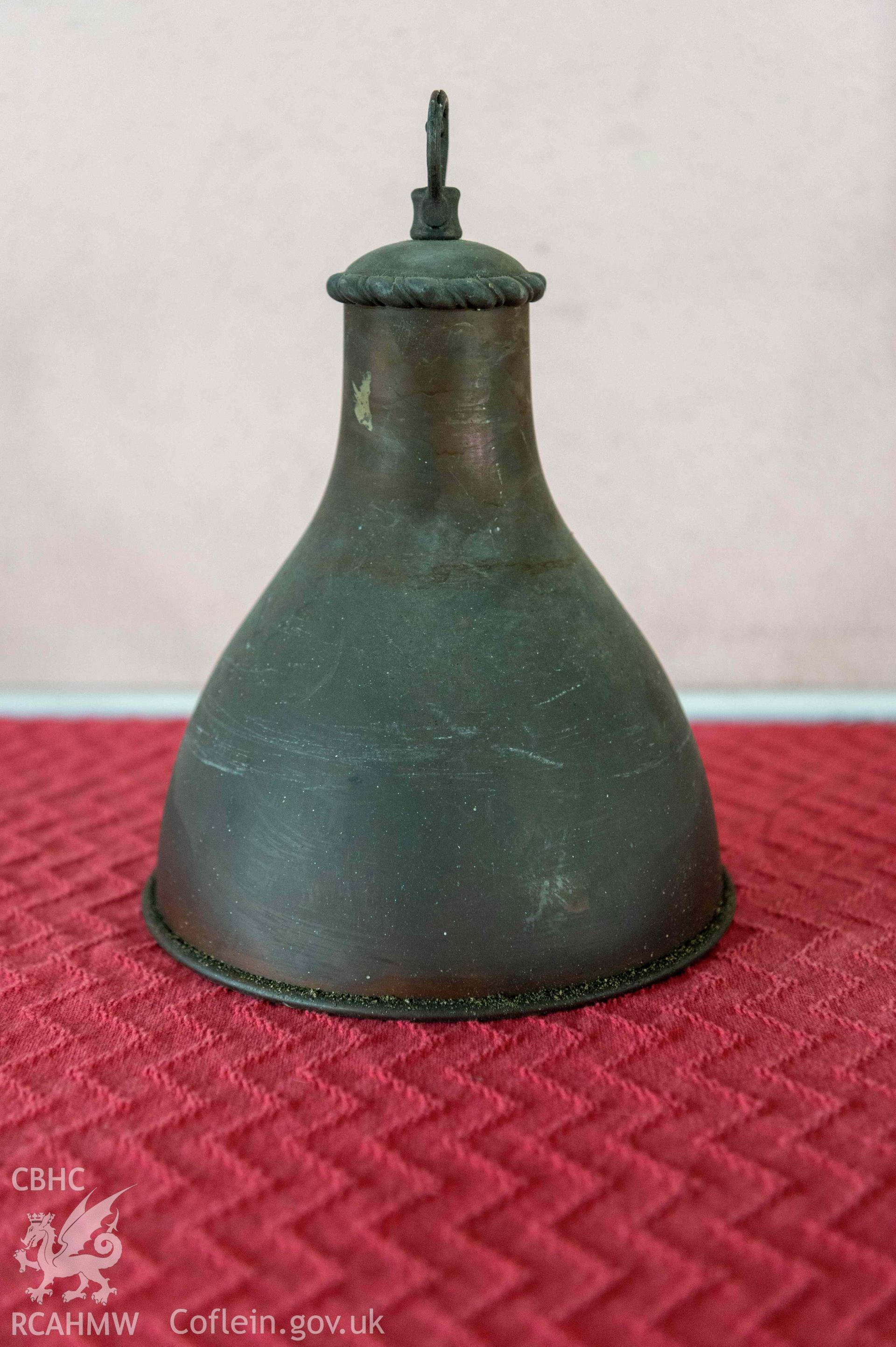 Capel Zion Baptist Chapel, Newtown - basement schoolroom, detail of pendant light.