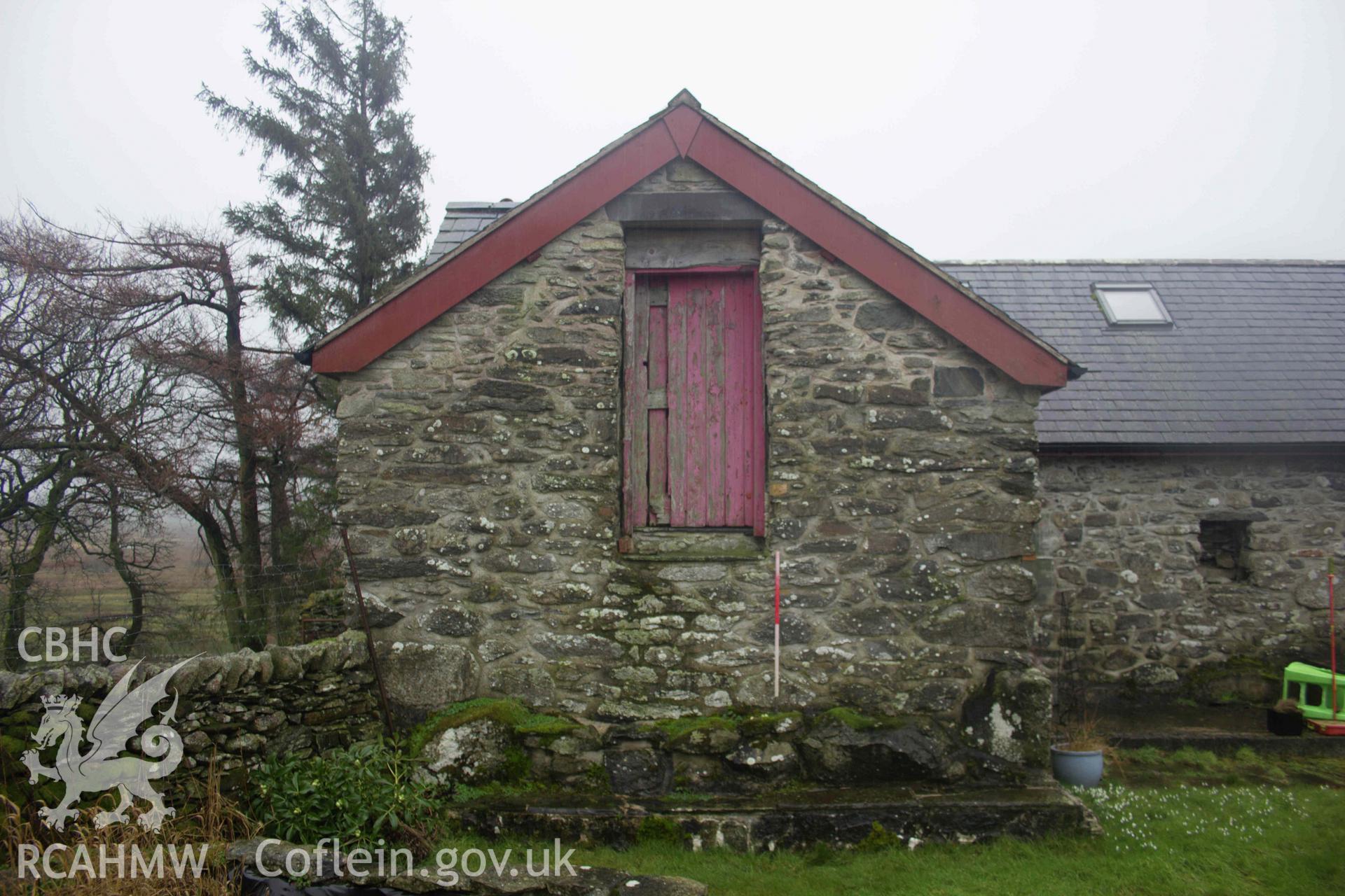 Photograph from an Historic Building Record Level 2 of a Cottage at Penrhyn Garn, Rhydlydan, Pentrefoelas, carried out by Aeon Archaeology in February 2024. Project Code: A0353.2.