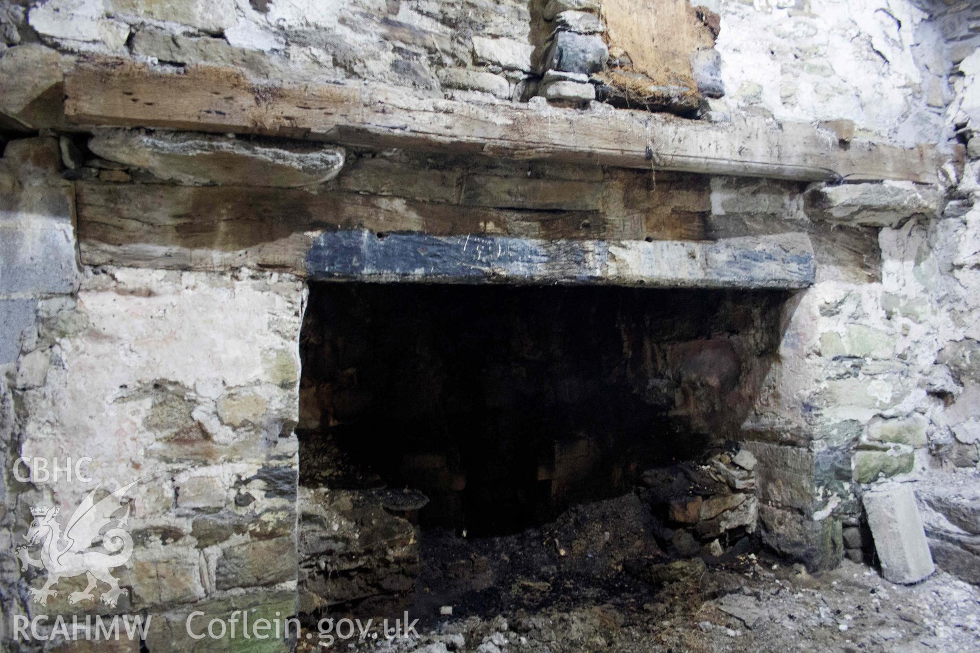 Photograph from an Historic Building Record Level 2 of a Cottage at Penrhyn Garn, Rhydlydan, Pentrefoelas, carried out by Aeon Archaeology in February 2024. Project Code: A0353.2.