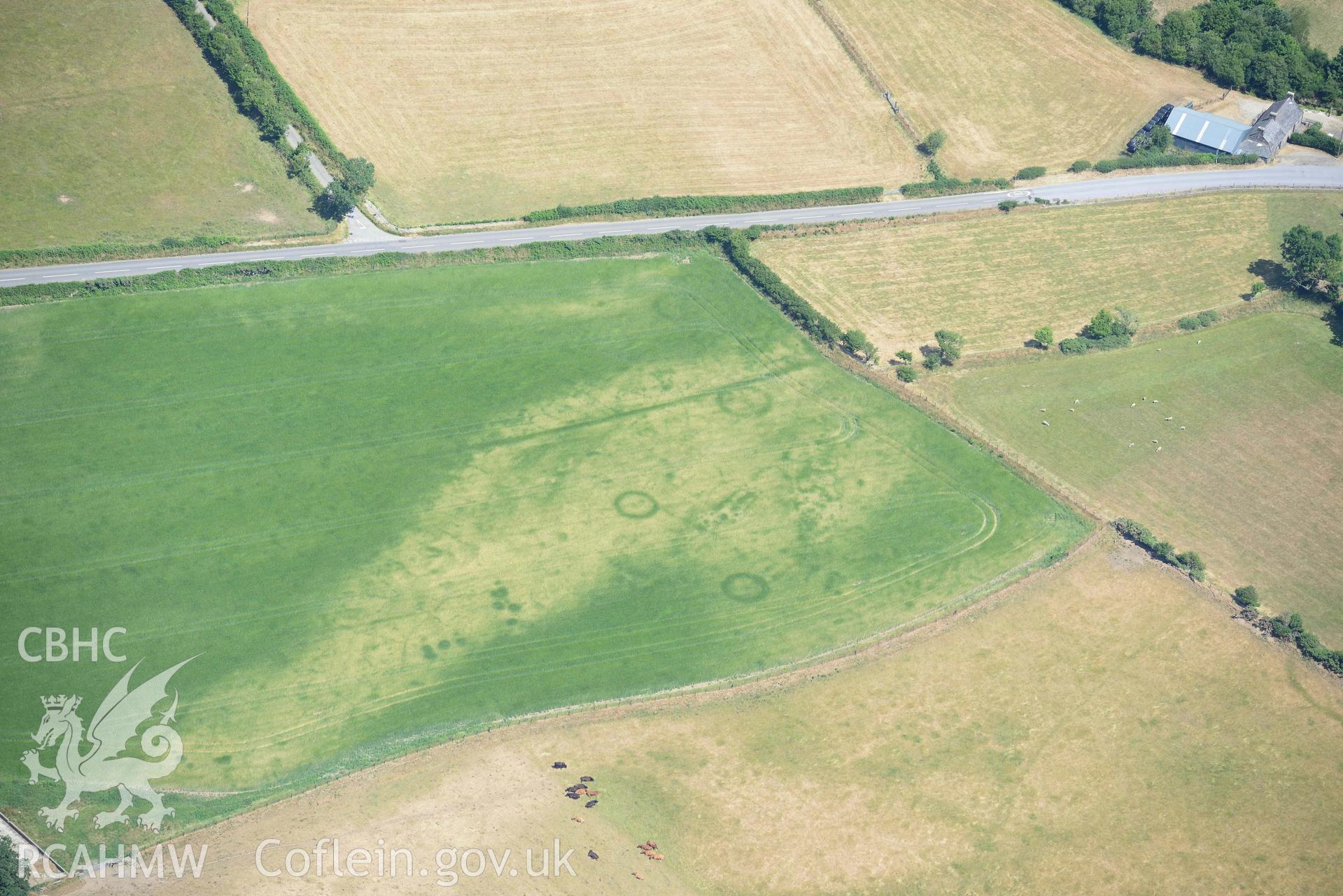 Detailed view of Bodnithoedd barrow cemetery, Botwnnog. Oblique aerial photograph taken during the Royal Commission’s programme of archaeological aerial reconnaissance by Toby Driver on 10 July 2018.