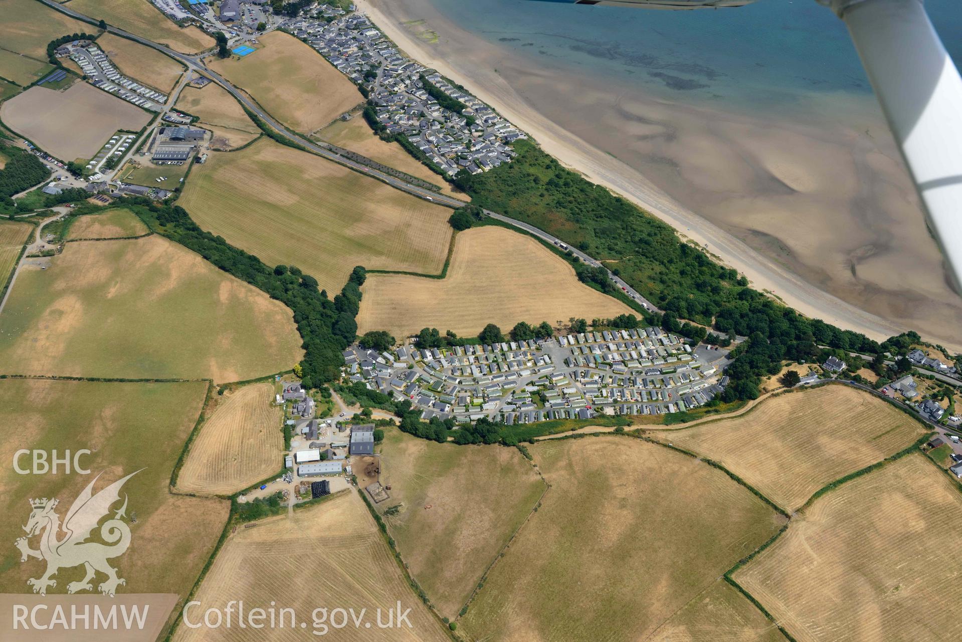 Fach Farm defended enclosure, Abersoch. Oblique aerial photograph taken during the Royal Commission’s programme of archaeological aerial reconnaissance by Toby Driver on 10 July 2018.
