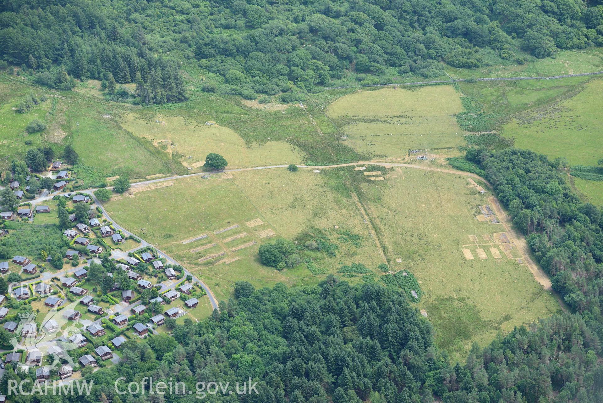 Trawsfynydd camp. Oblique aerial photograph taken during the Royal Commission’s programme of archaeological aerial reconnaissance by Toby Driver on 10 July 2018.