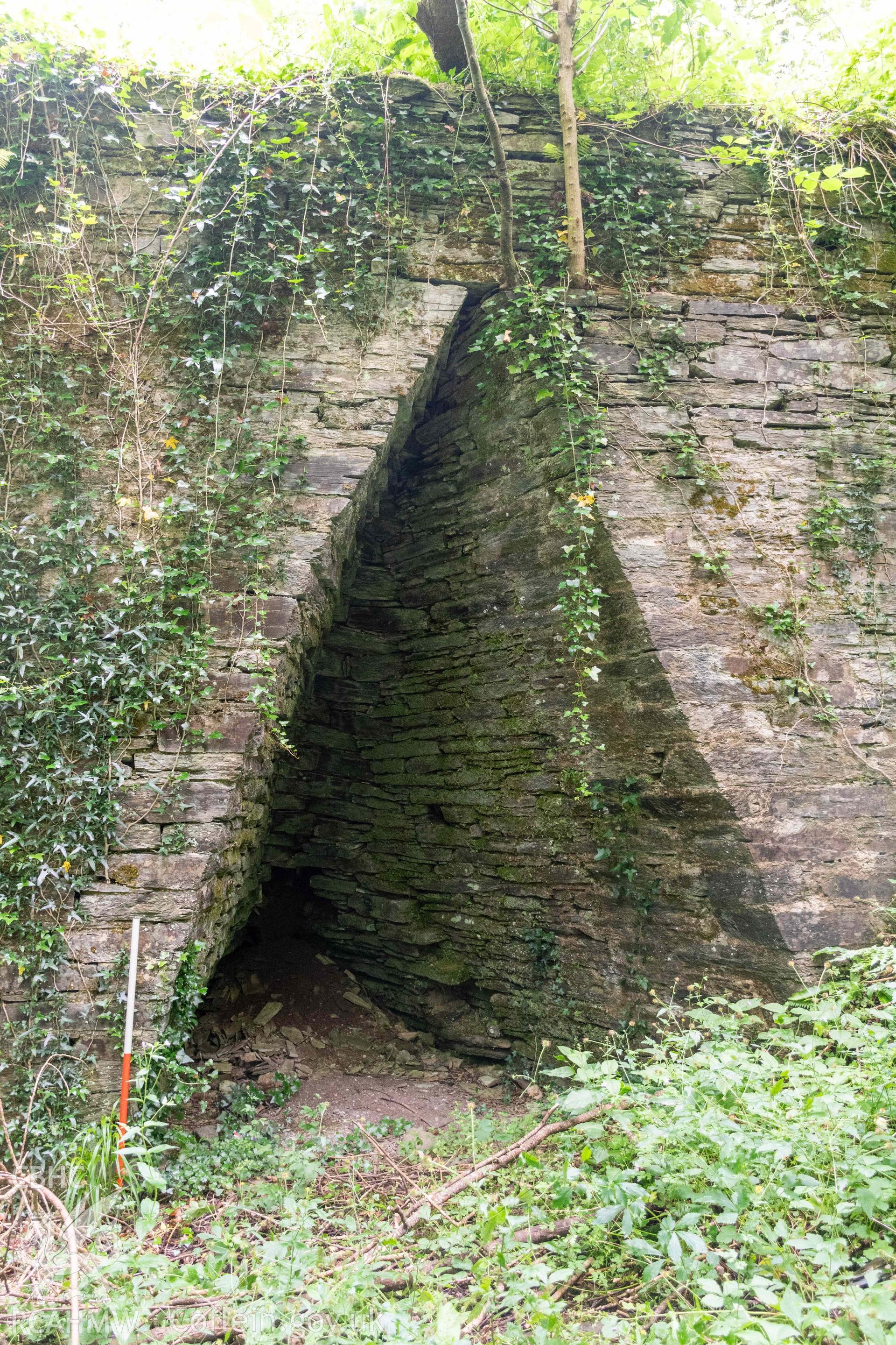 Kiln-eye, west face (with scale).