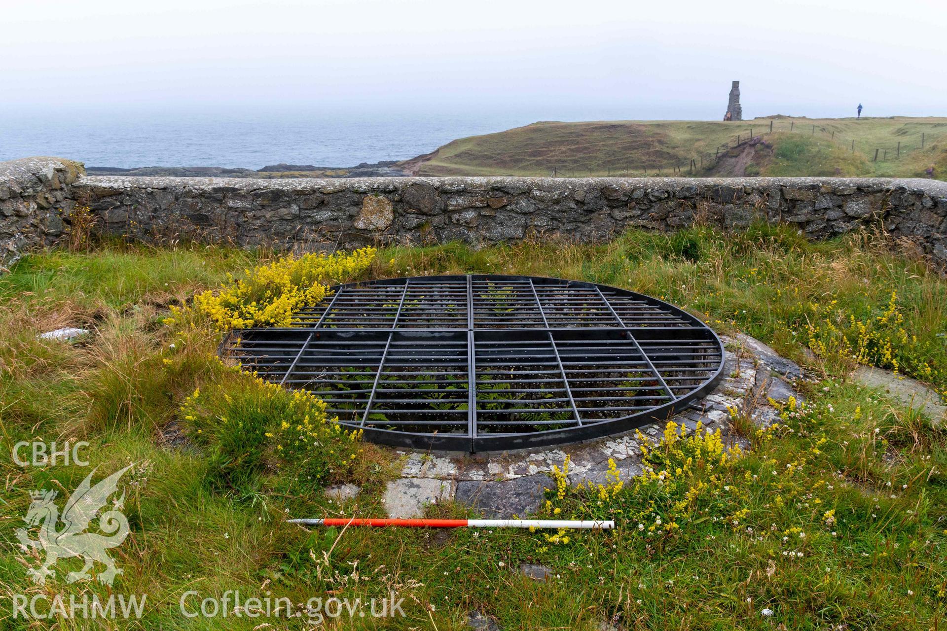 Lime Kiln, Porth Ysgaden. Top of kiln and crucible from the east (with scale).