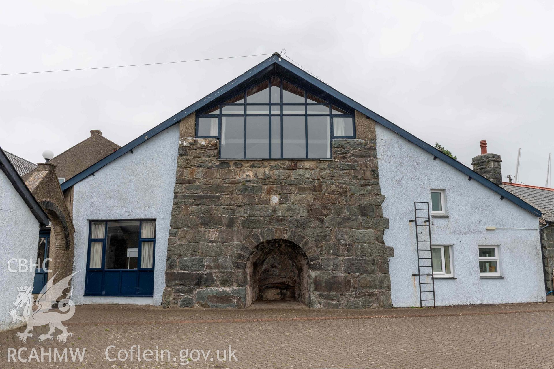 Lime Kiln, Pensarn Wharf. Southwest face.