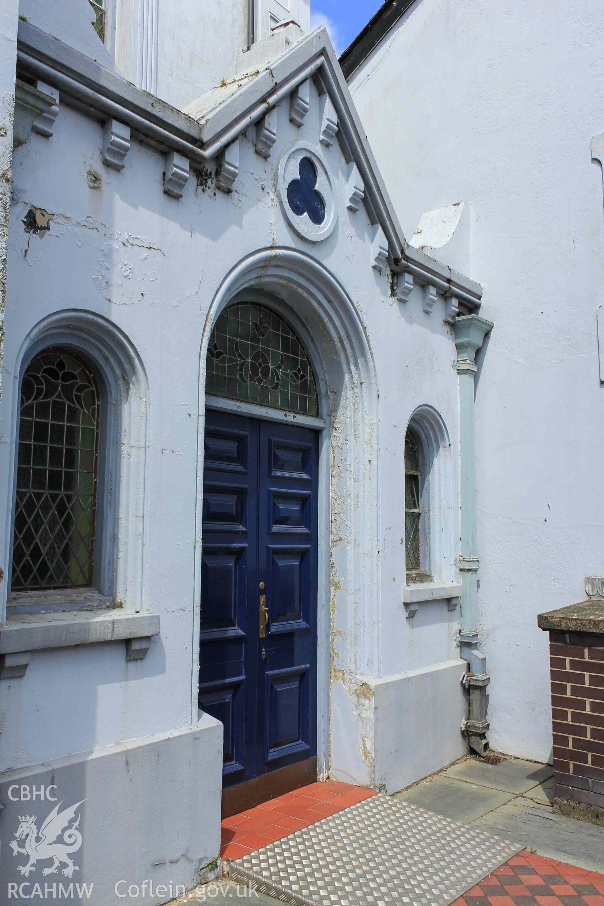 Main (right) entrance to Tabernacl Cardigan. Small round-headed windows either side