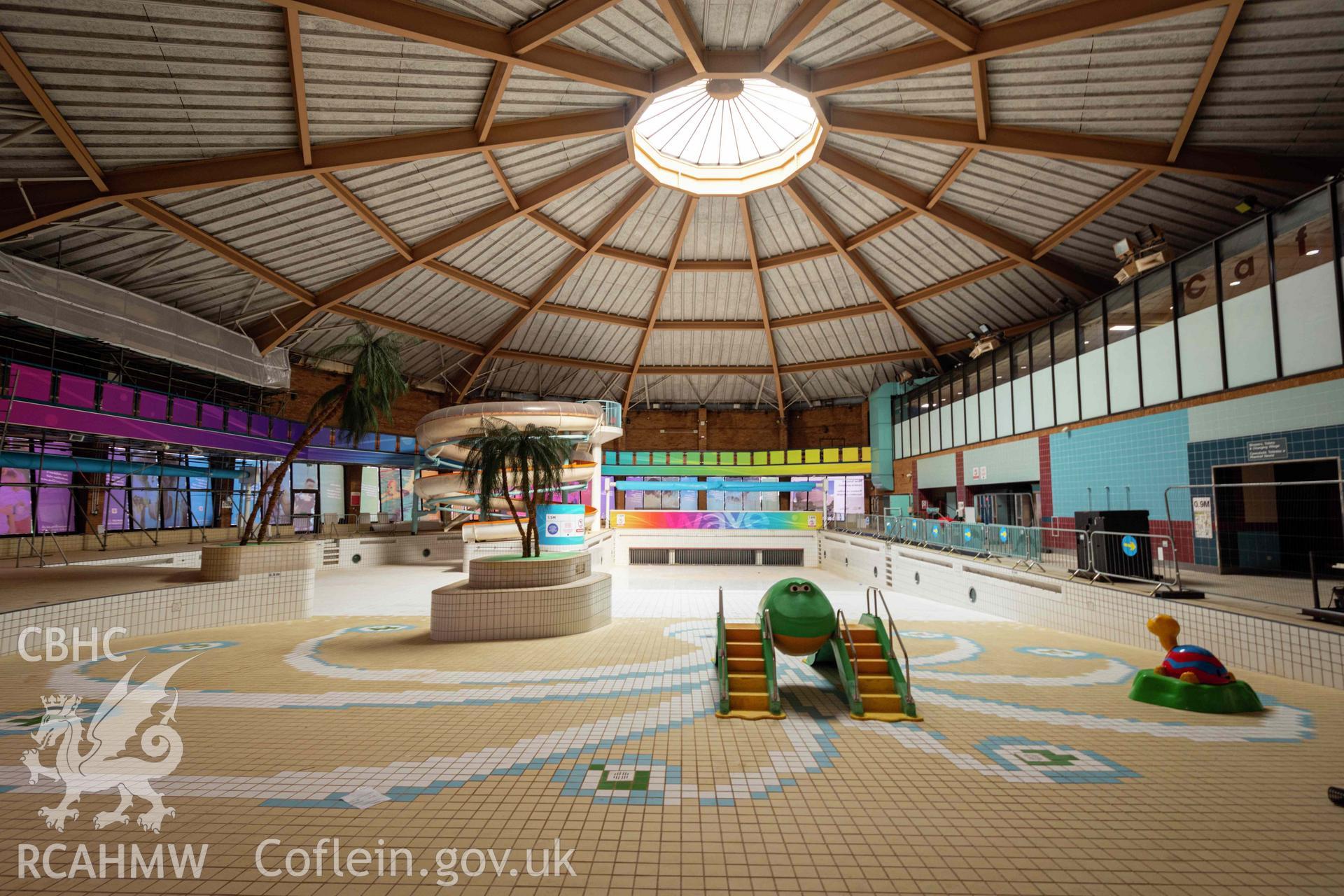 Swimming pool and water park. Newport Centre