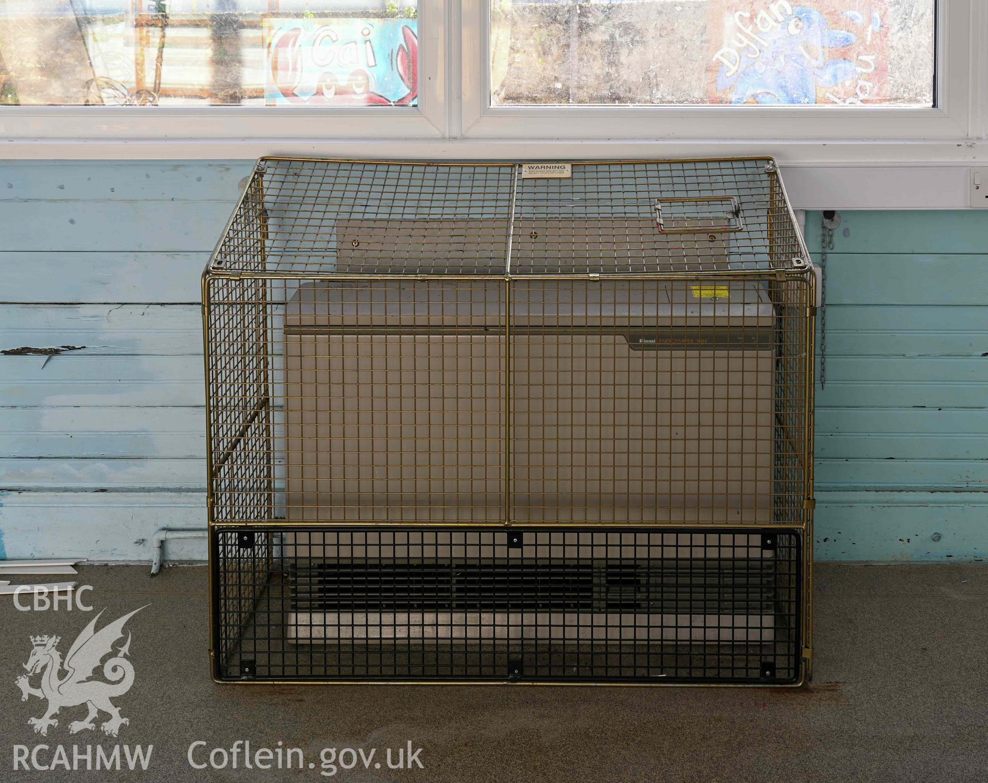 Ysgol Abersoch, classroom 1 detail of radiator and guard