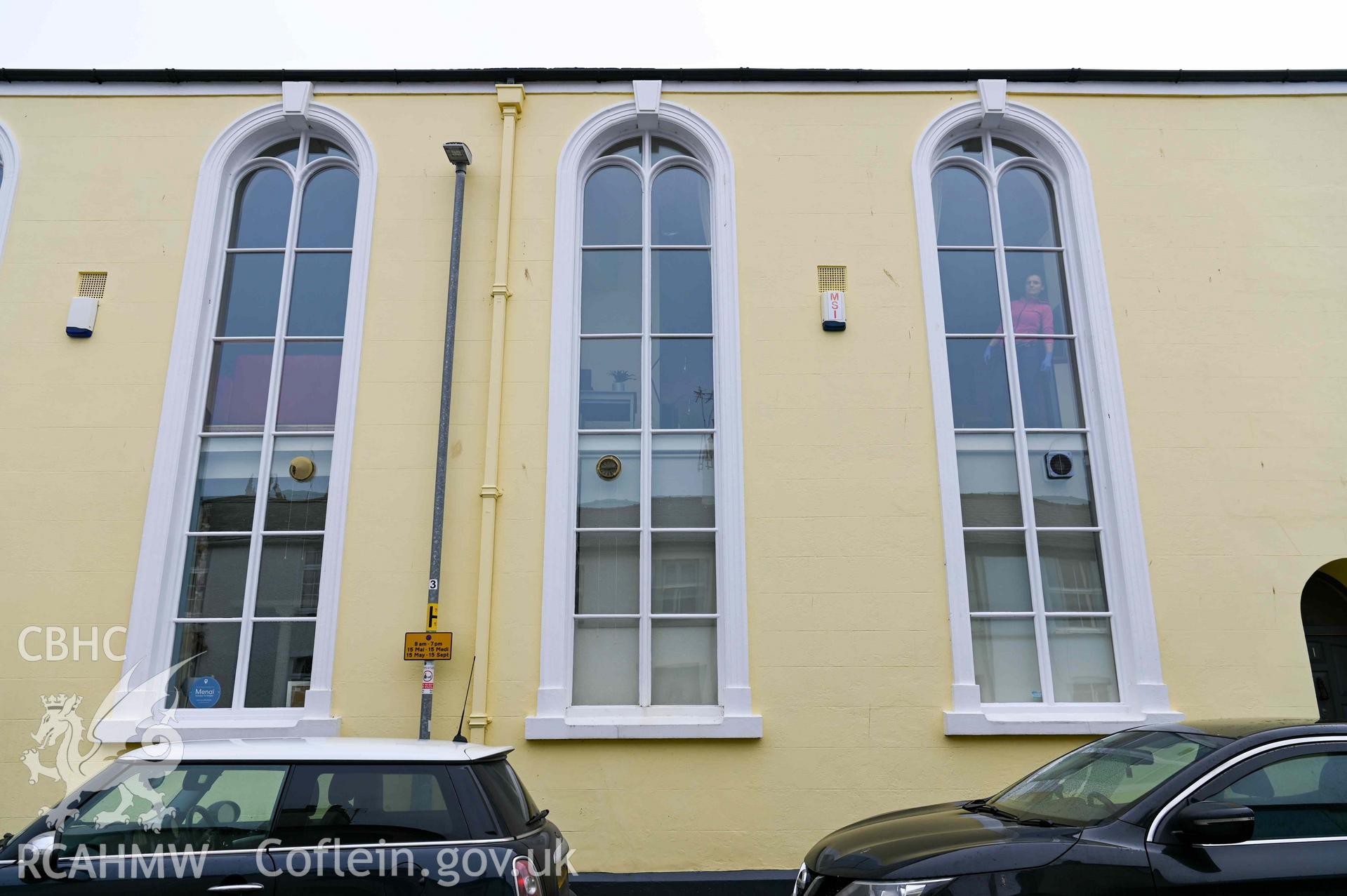 Seion Welsh Congregational Chapel - View of the chapel's side windows, taken from North